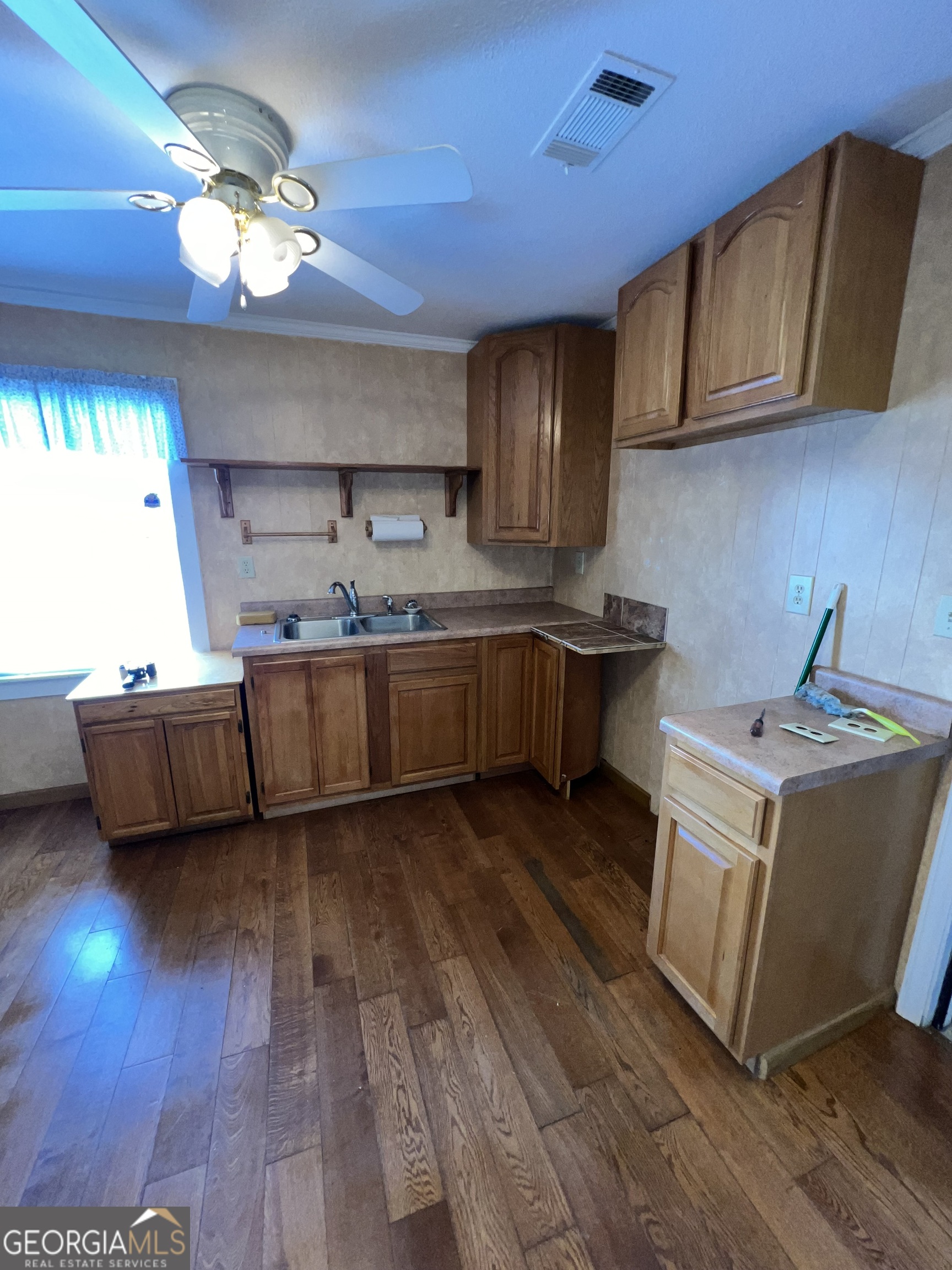 121 Coleman Avenue Property Photo 36