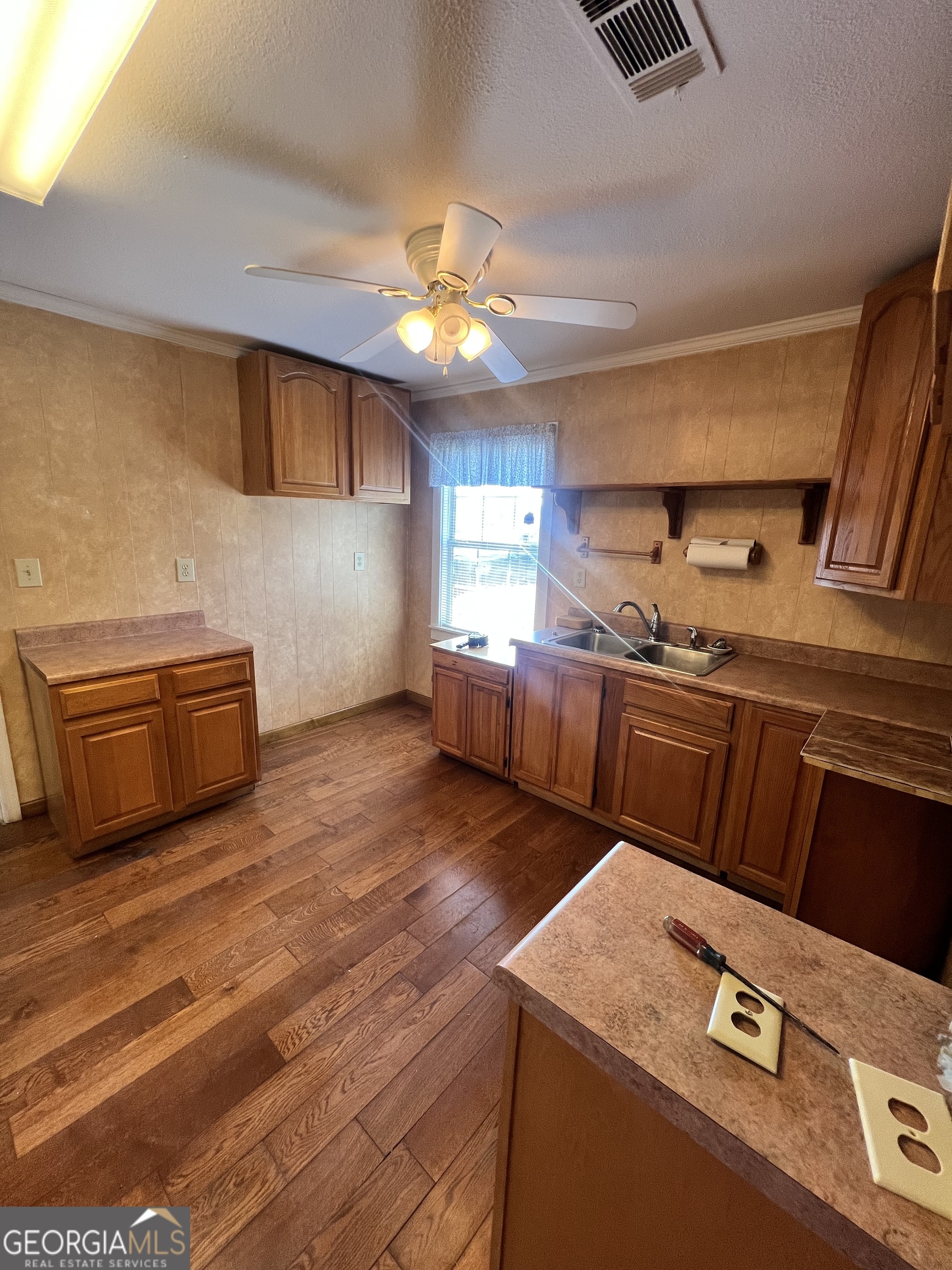 121 Coleman Avenue Property Photo 37