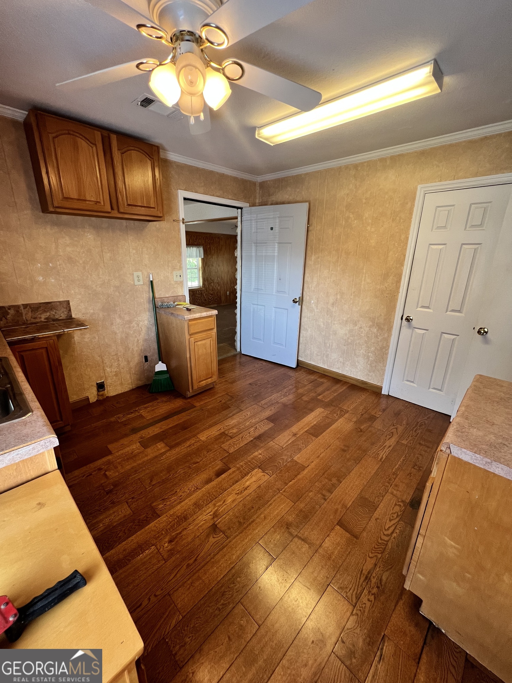 121 Coleman Avenue Property Photo 39