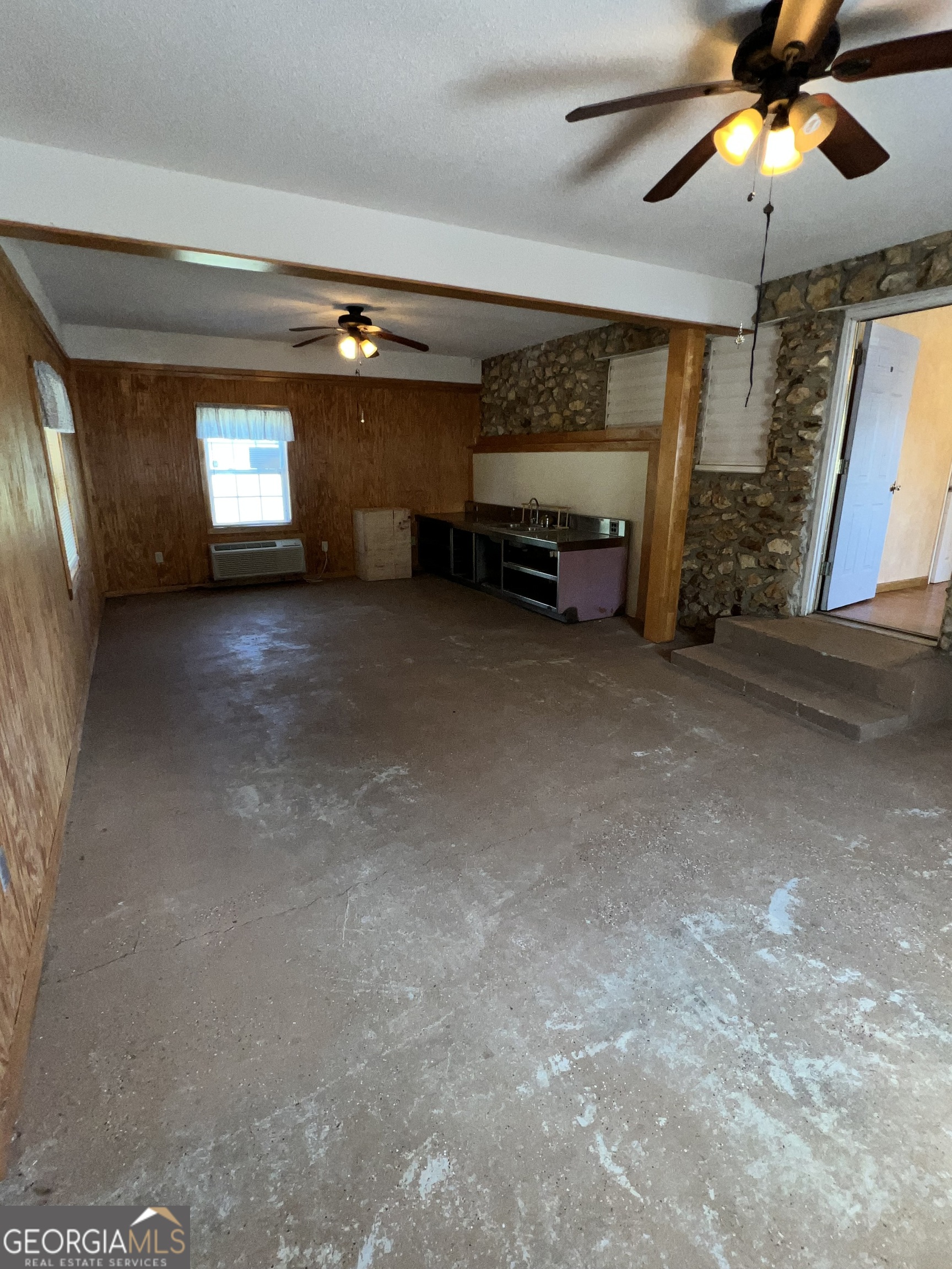 121 Coleman Avenue Property Photo 41