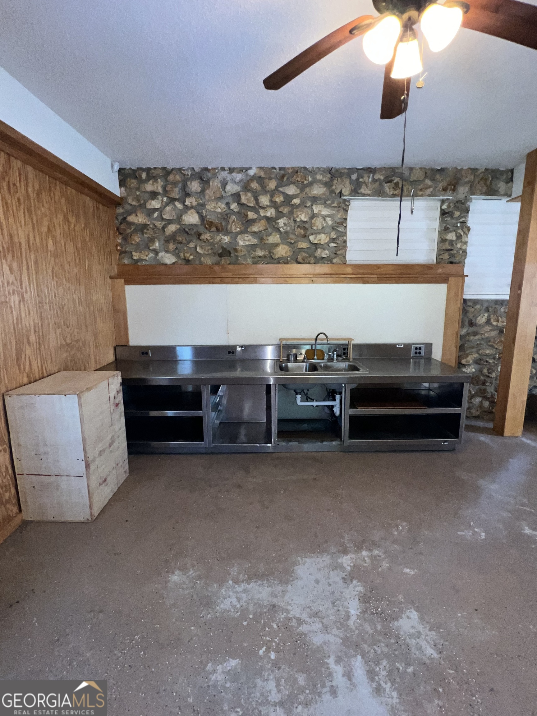 121 Coleman Avenue Property Photo 43