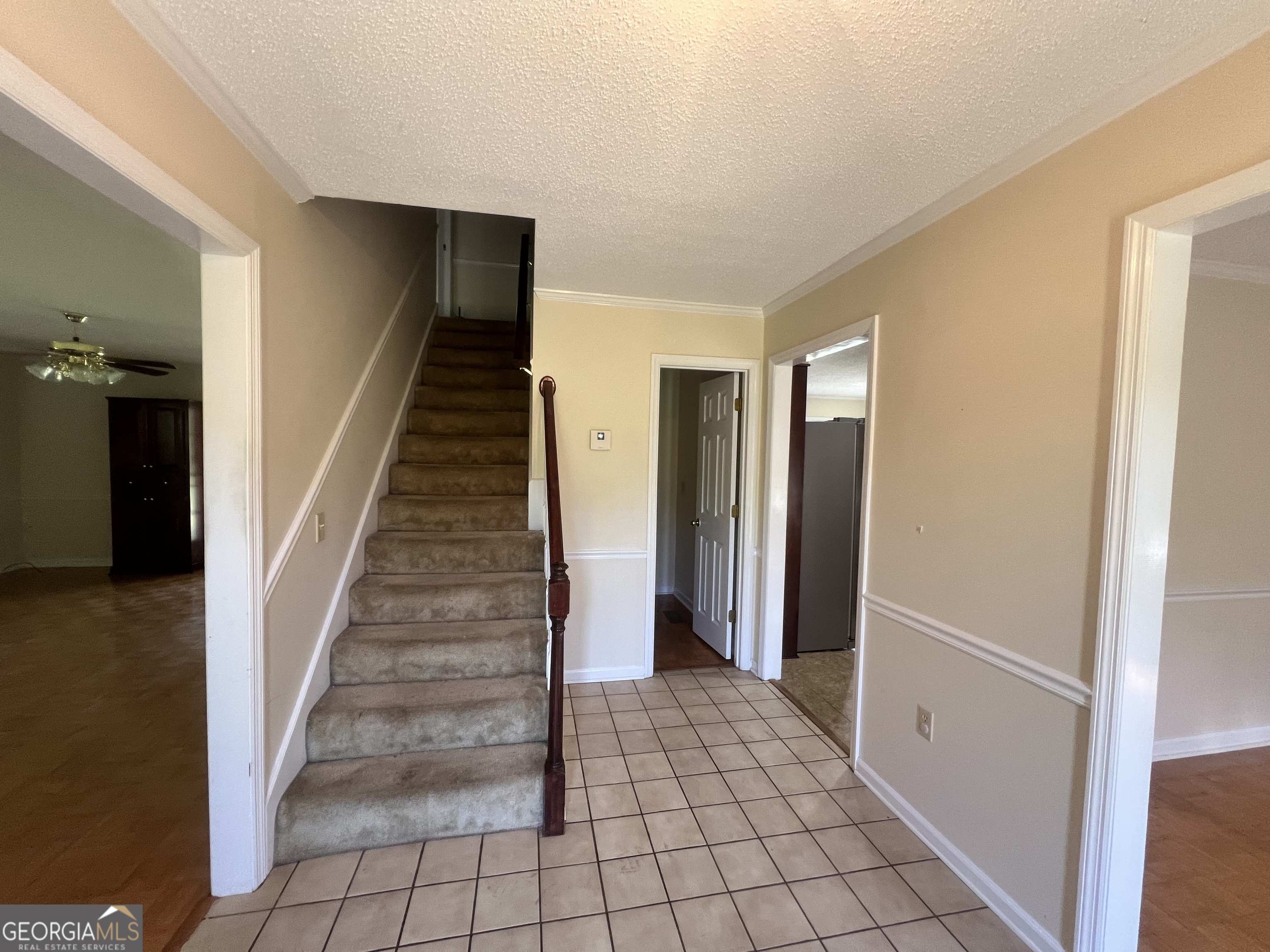 906 Mcallister Drive Property Photo 6