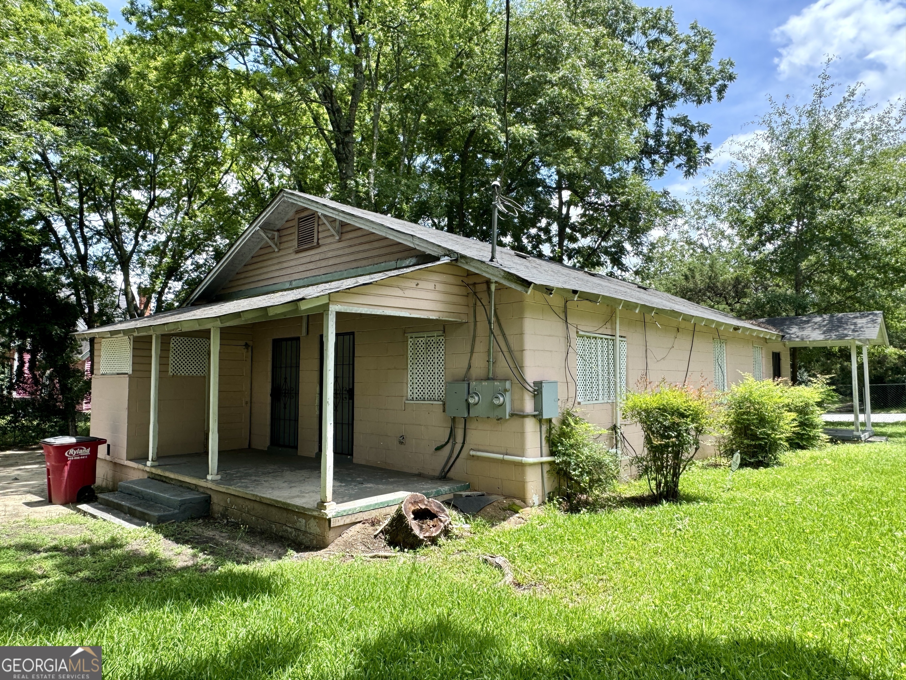 3767 Fairmont Avenue Property Photo 2