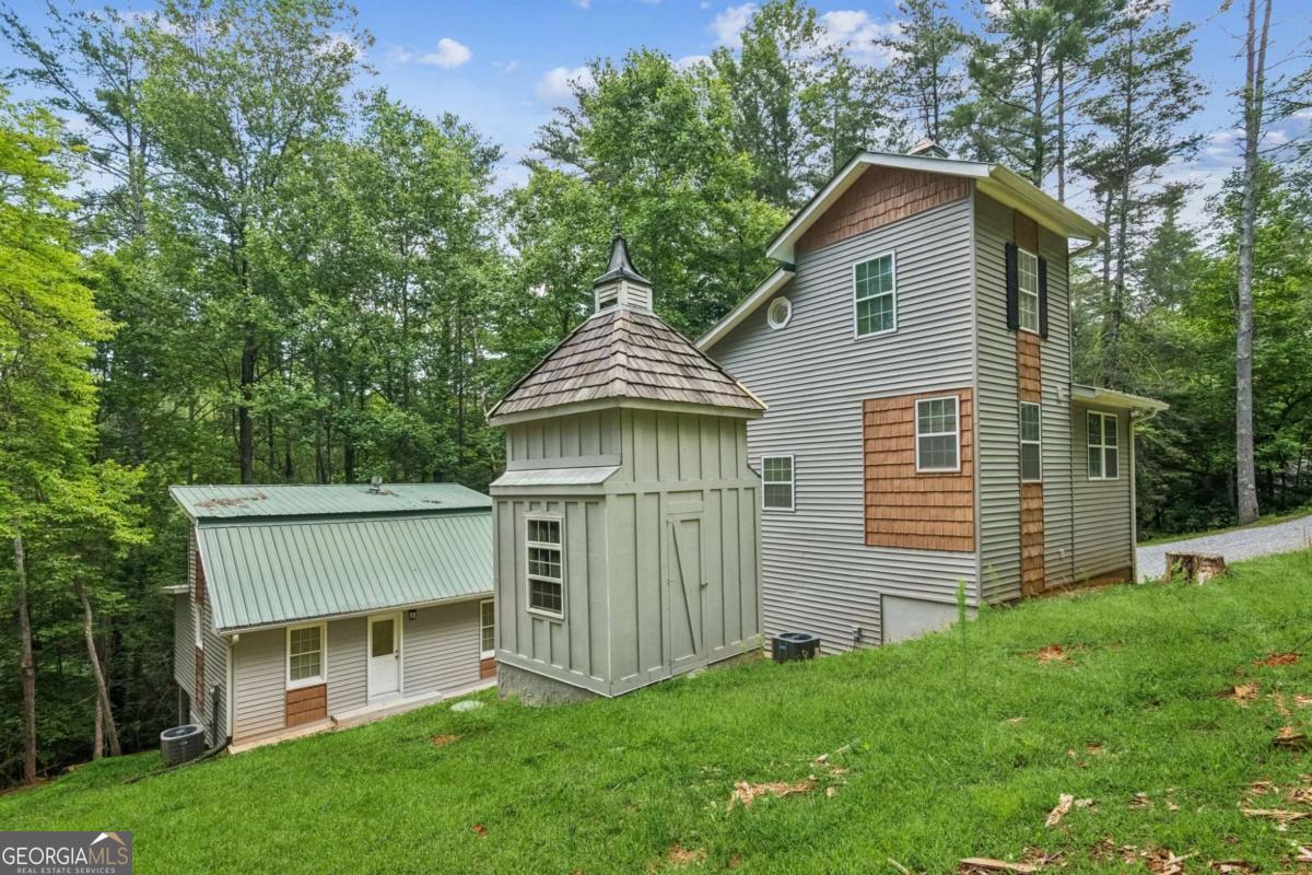 375 Deerfield Drive Property Photo 7