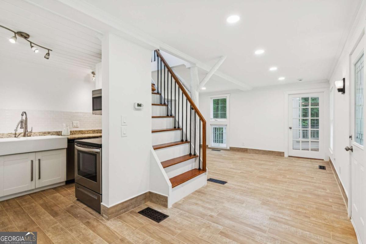 375 Deerfield Drive Property Photo 48