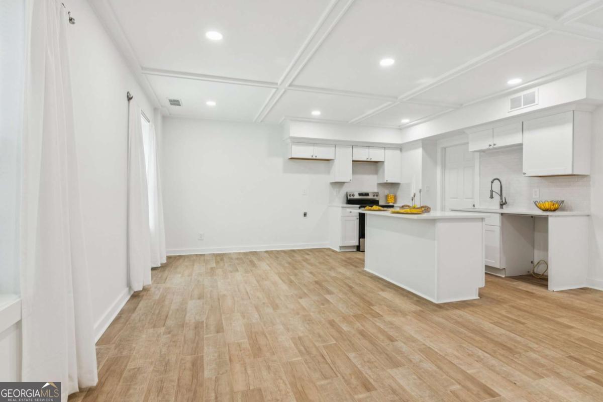 375 Deerfield Drive Property Photo 19