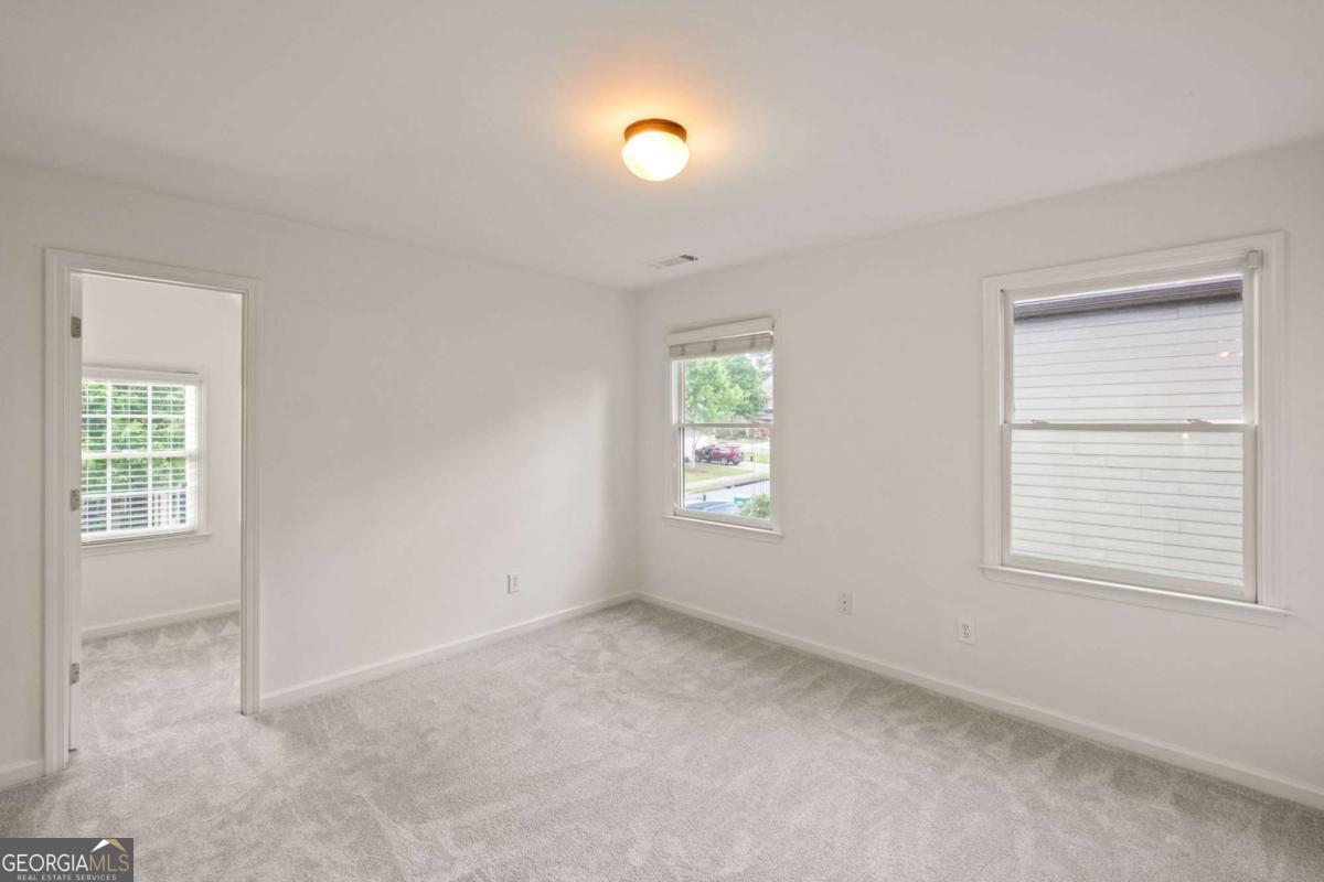 110 Valdosta Avenue Property Photo 23