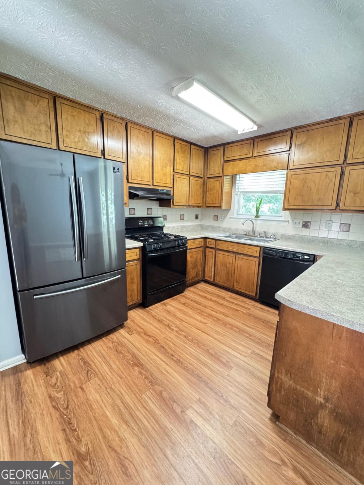 6848 Fielder Court Property Photo 7