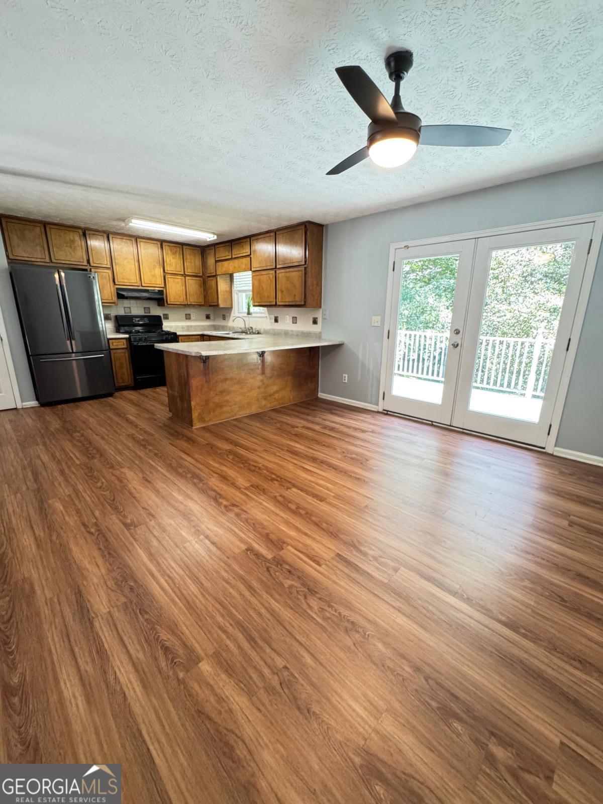 6848 Fielder Court Property Photo 8