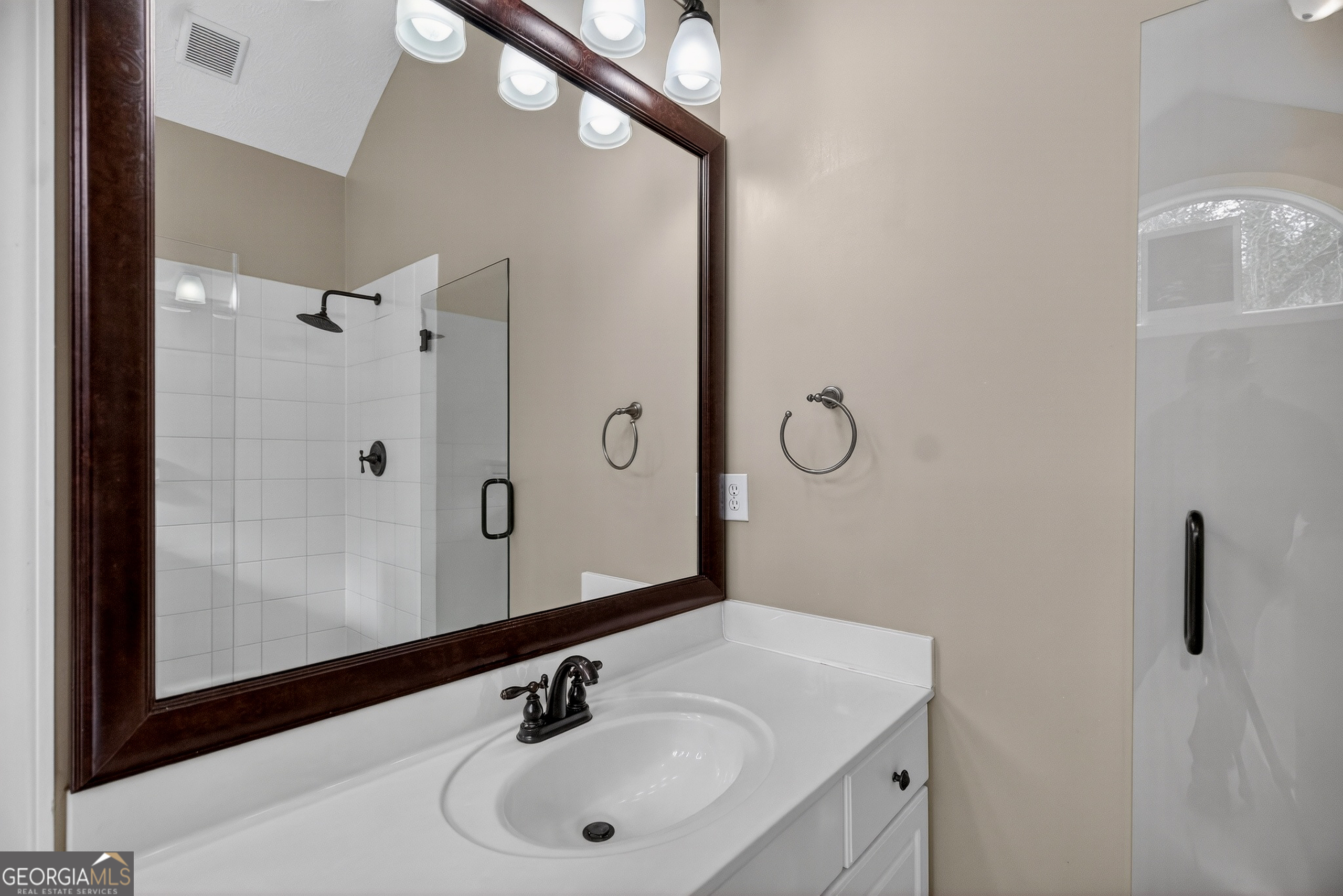 102 Cameron Pointe Drive Property Photo 27