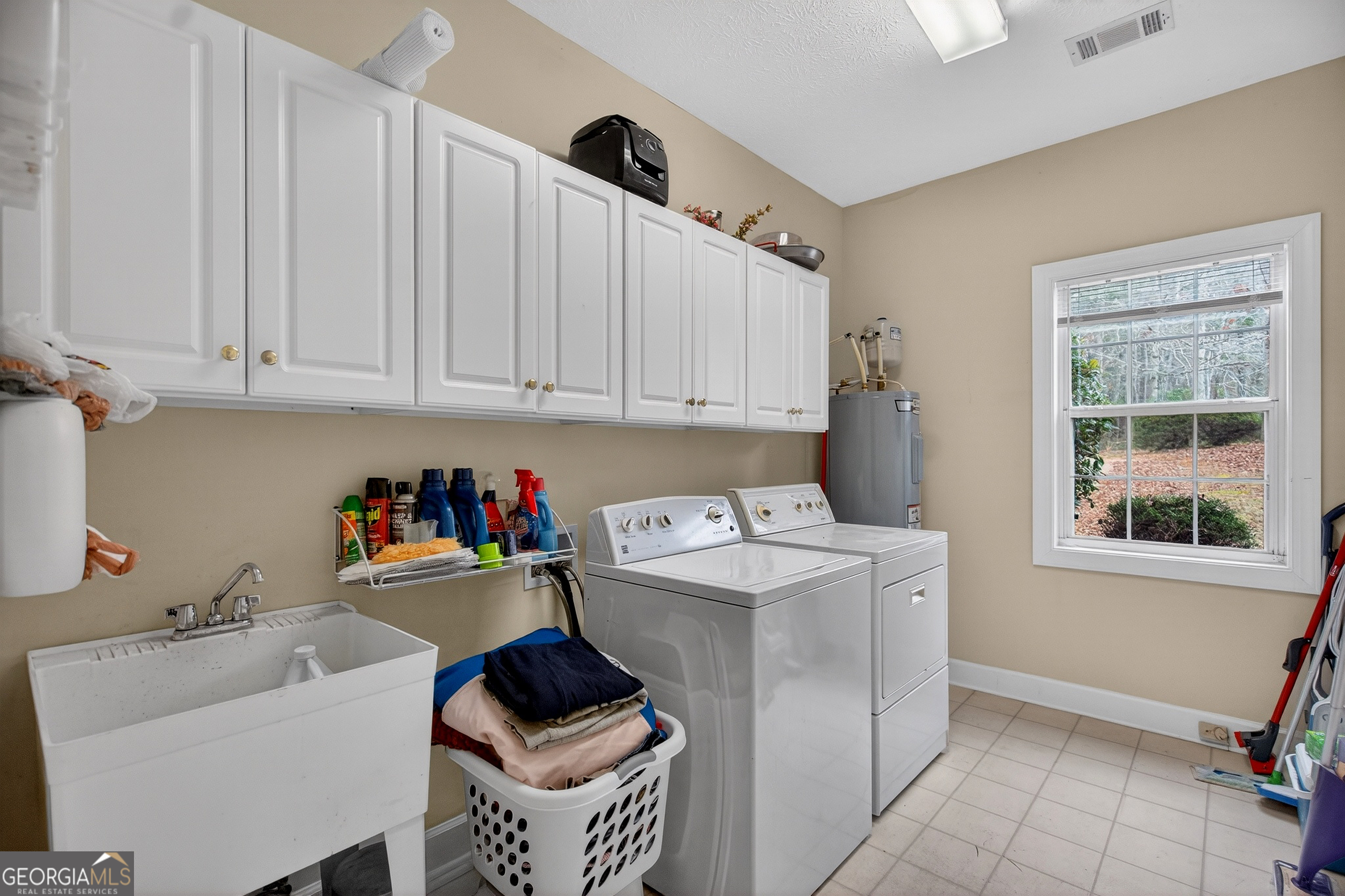 102 Cameron Pointe Drive Property Photo 40