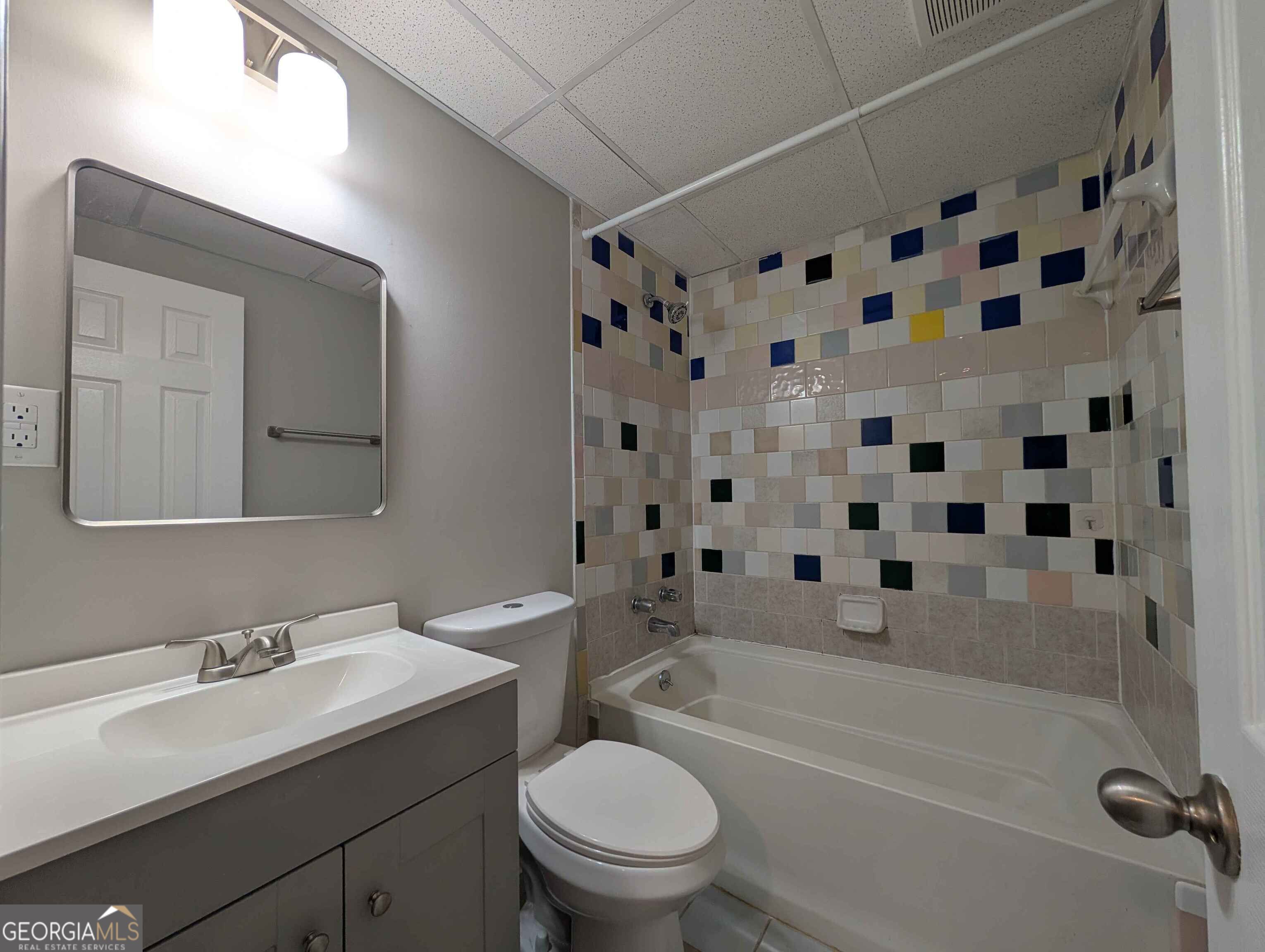 3548 E Main Street # 9 Property Photo 6