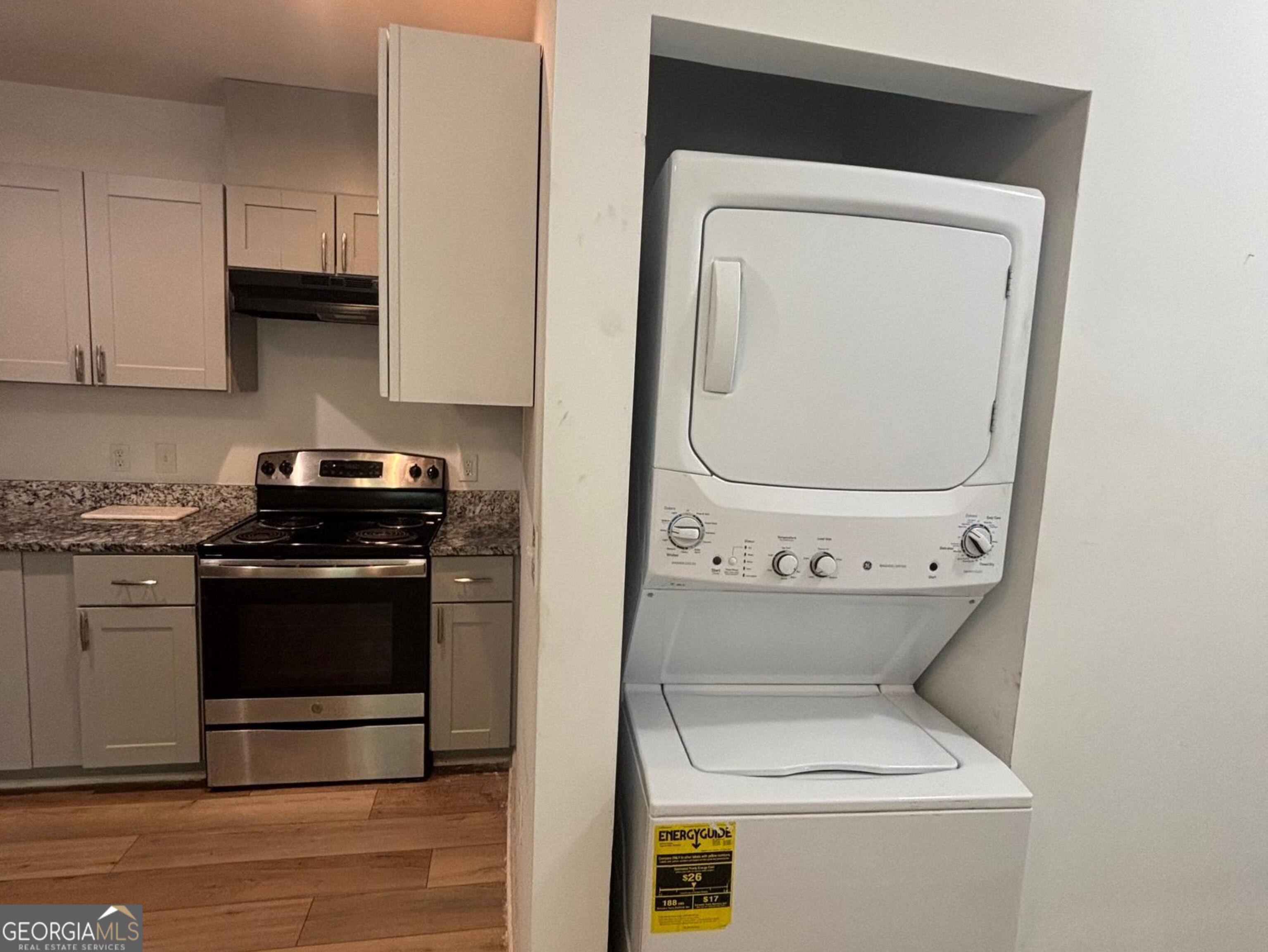 1100 Houston Street Property Photo 10