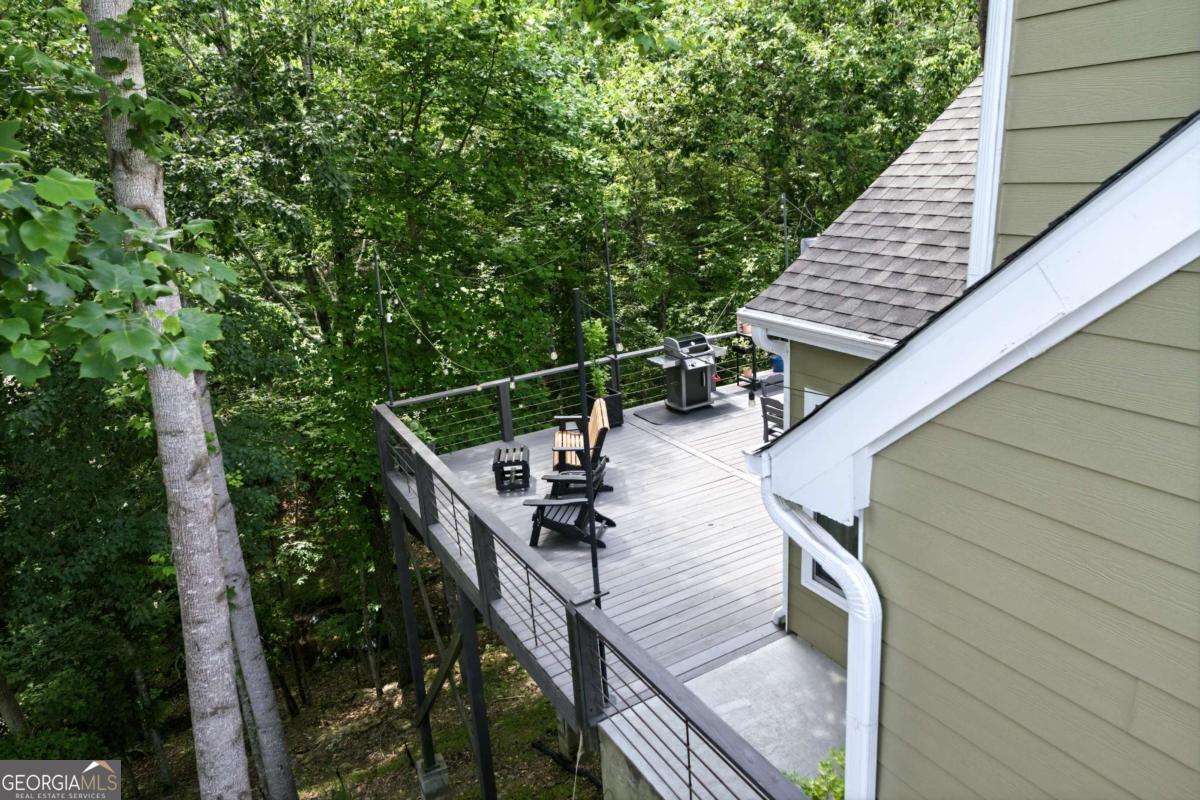 220 Lakeside Drive Property Photo 28