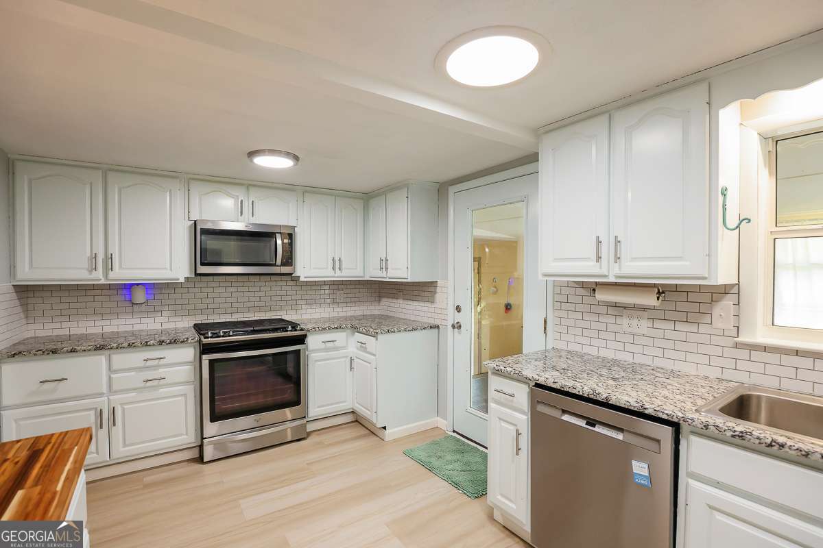 1492 Sand Hill Road Property Photo 13