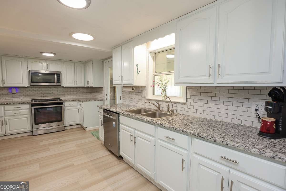1492 Sand Hill Road Property Photo 14