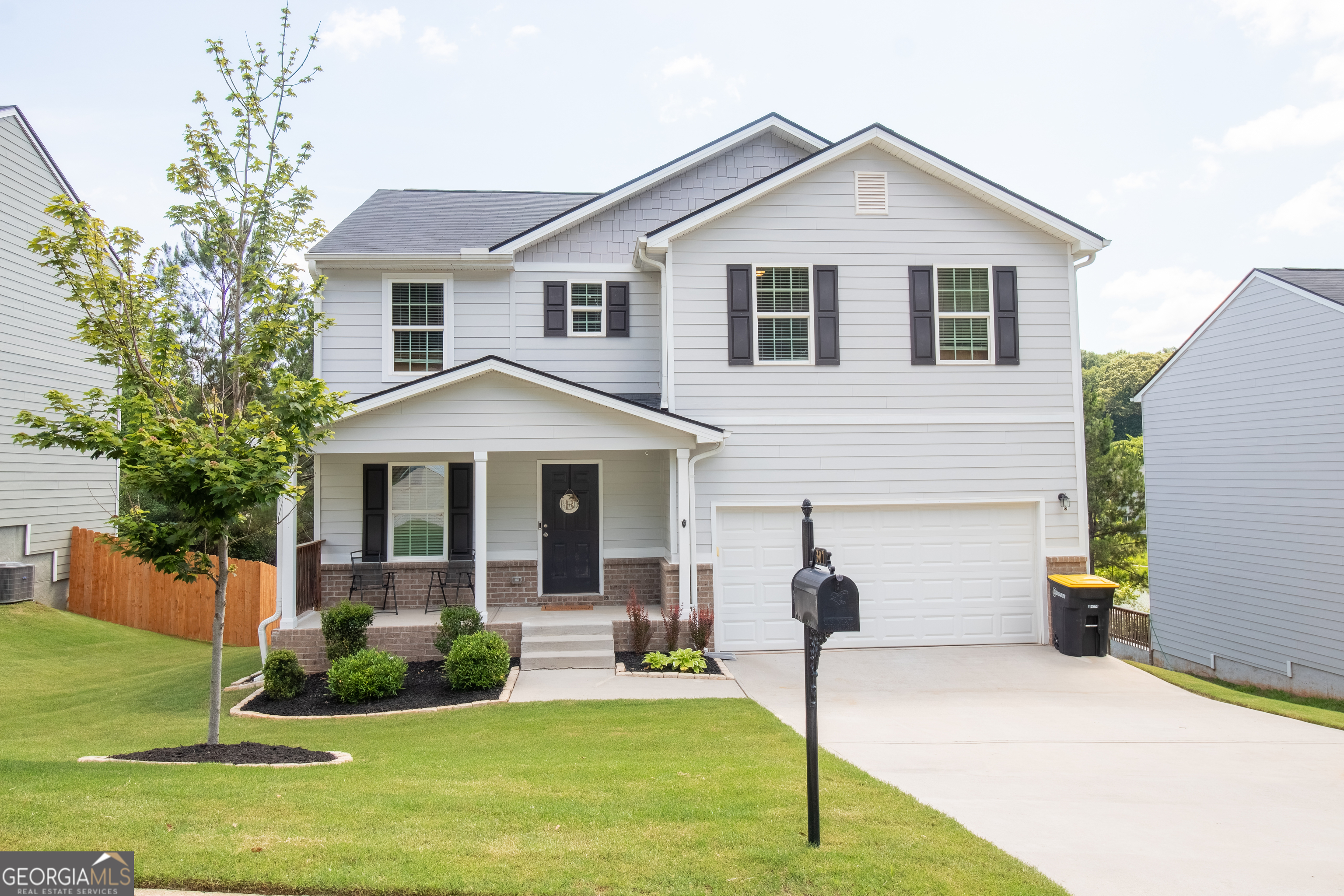 307 Duck Walk Way