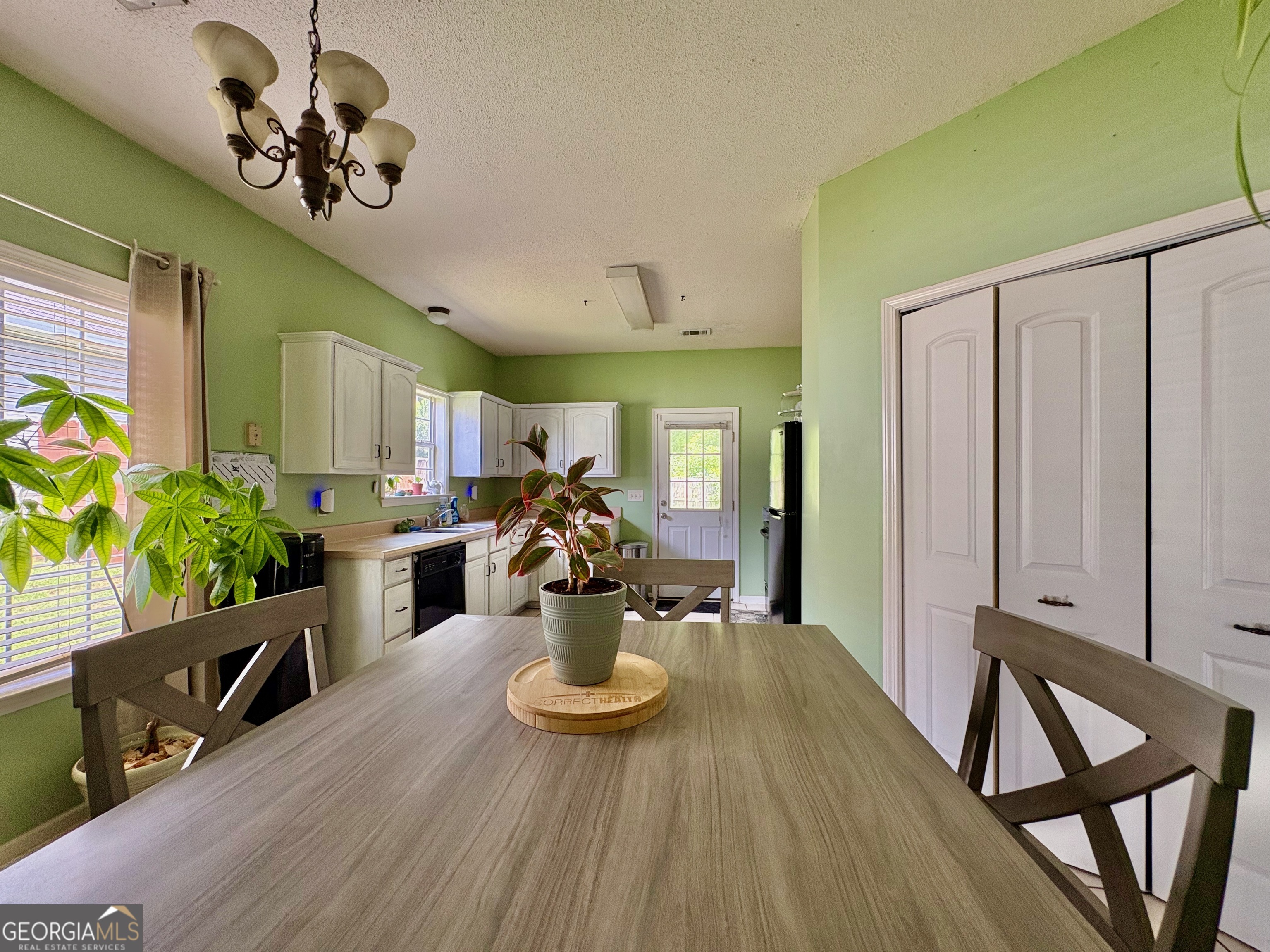 105 Yarrow Boulevard Property Photo 10