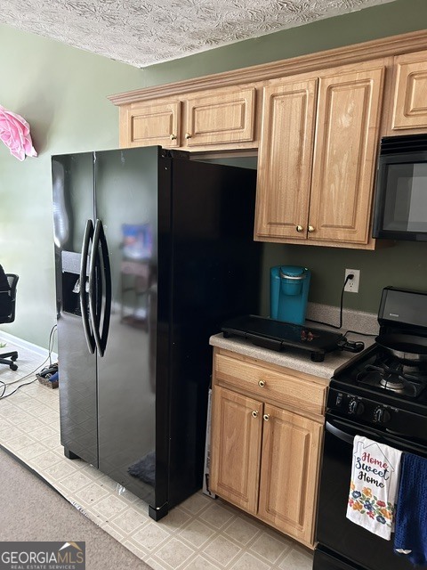 9592 Lakeview Circle Property Photo 4