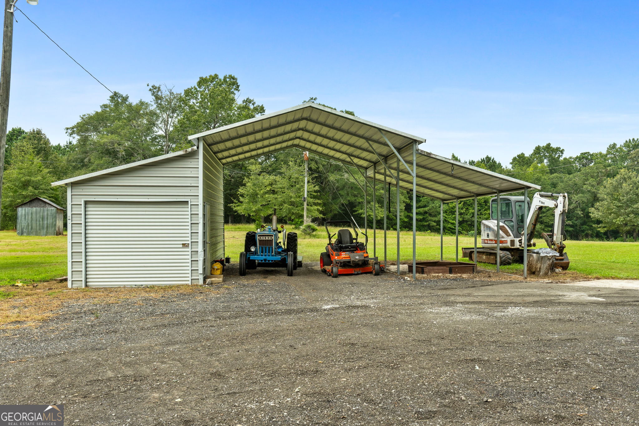 3255 Alvaton Road Property Photo 6