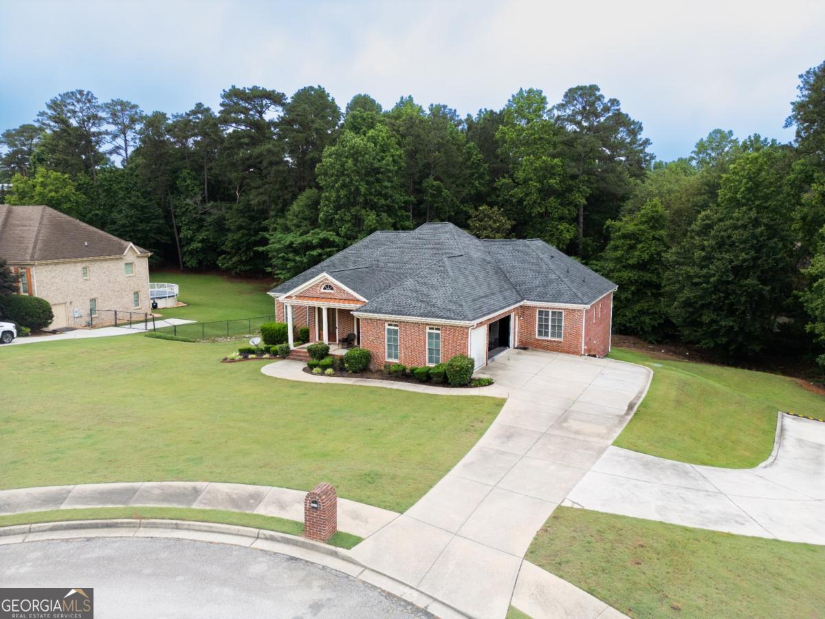 3924 Hershel Drive Property Photo 2