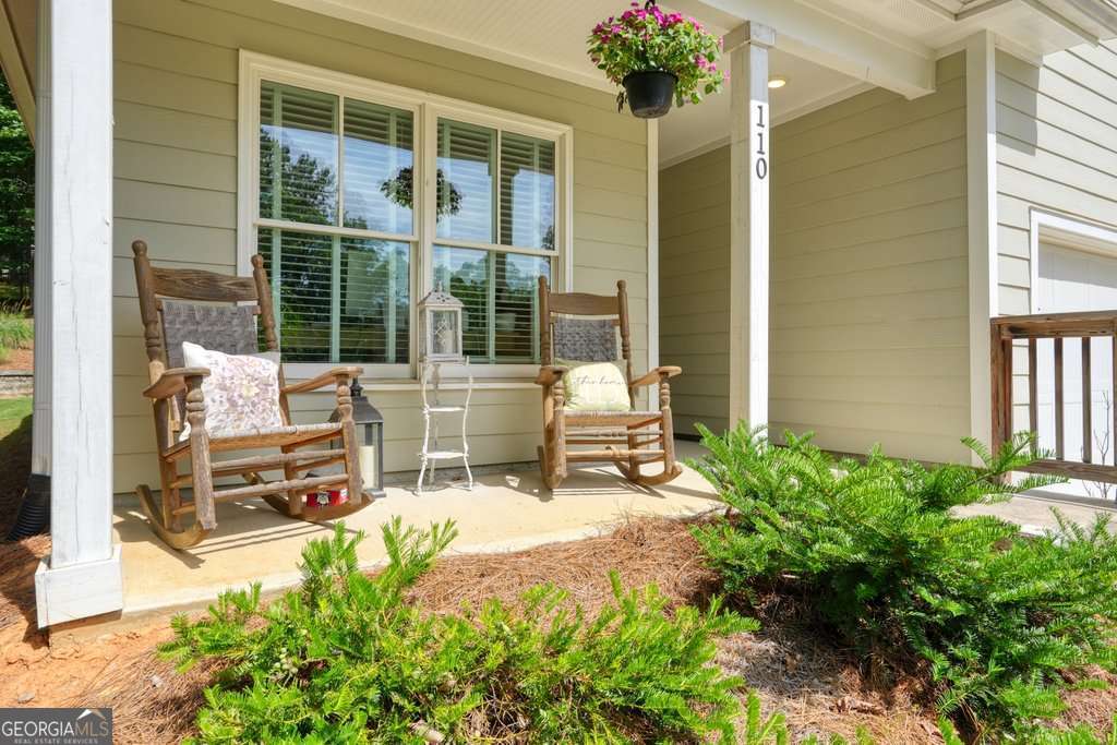 110 Cherry Court Property Photo 4