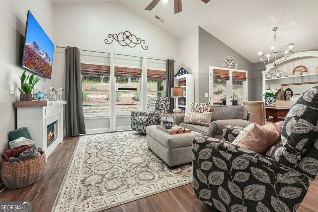 110 Cherry Court Property Photo 11