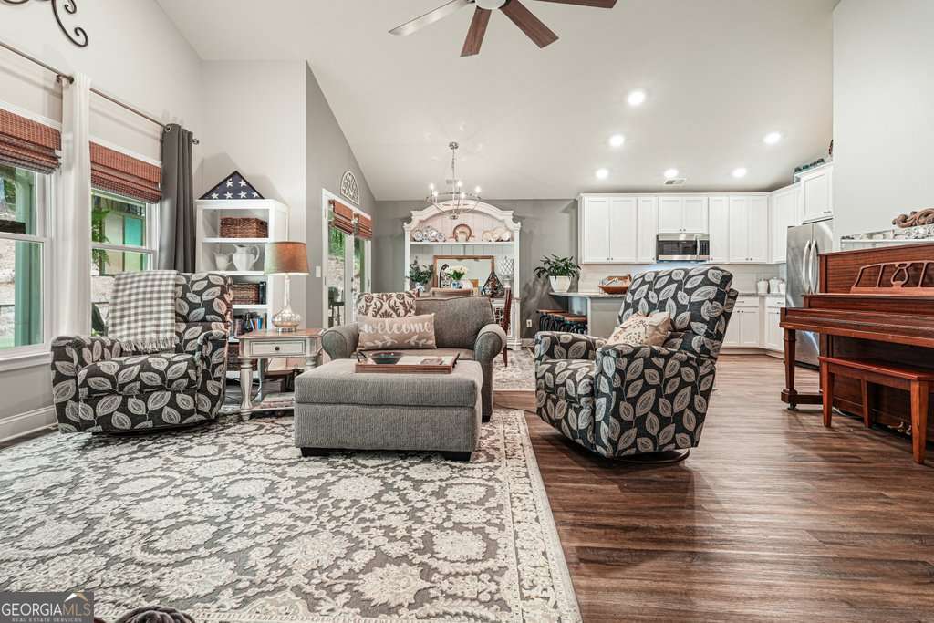 110 Cherry Court Property Photo 13
