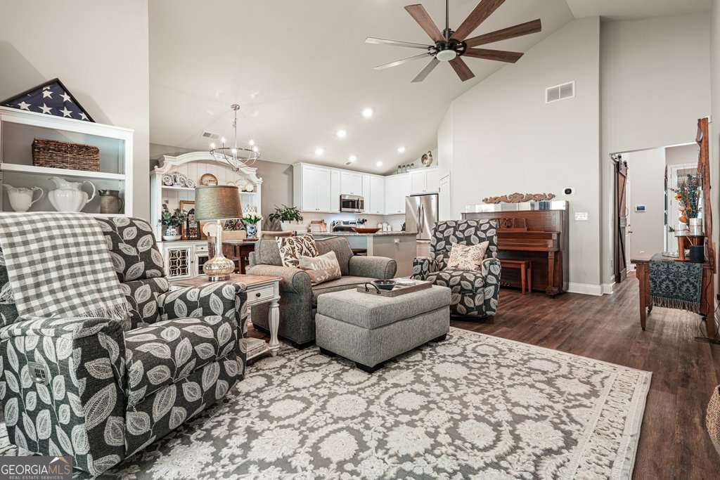 110 Cherry Court Property Photo 14