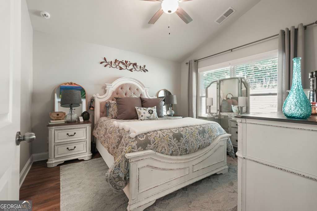 110 Cherry Court Property Photo 25