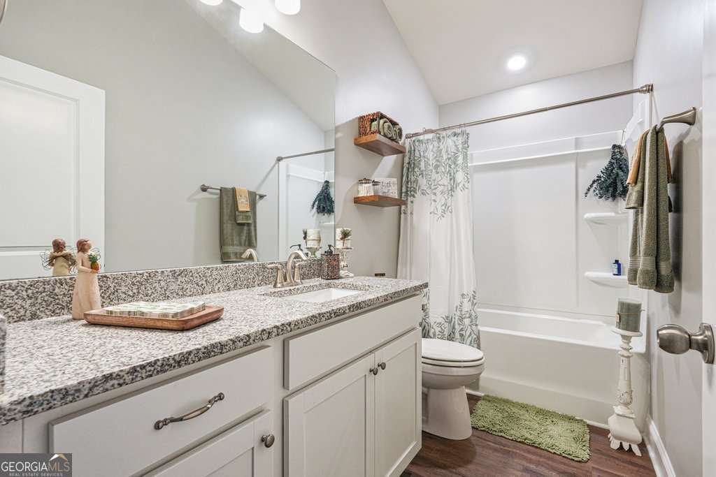 110 Cherry Court Property Photo 34