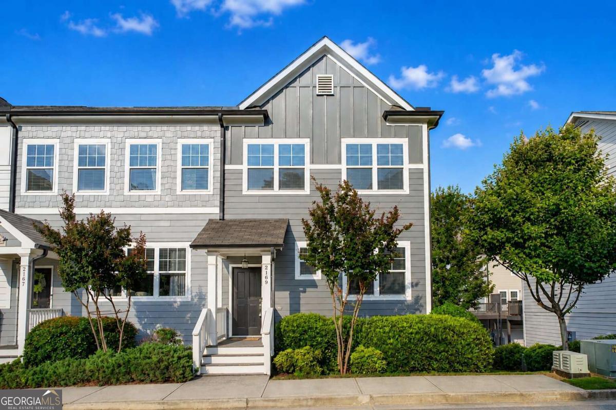 2169 Wiggins Walk Property Photo 1