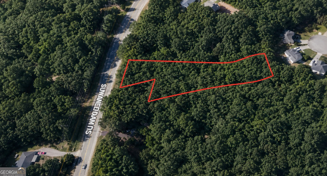 6350 Suwanee Dam Road Property Photo 2