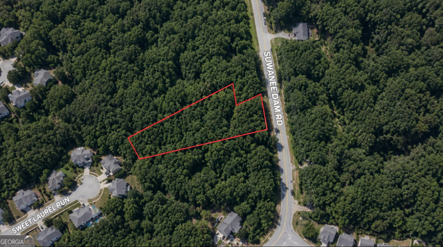 6350 Suwanee Dam Road Property Photo 3