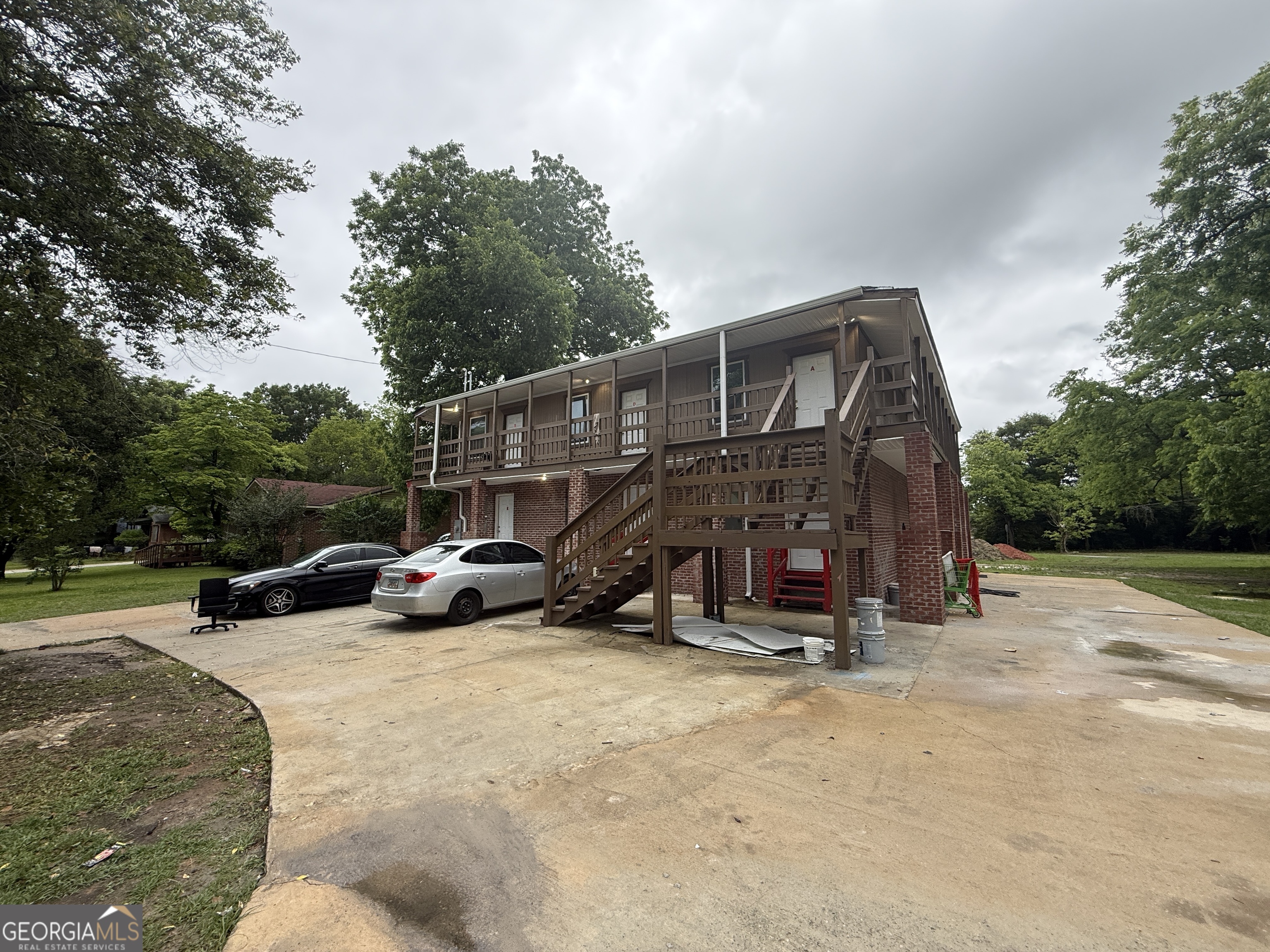 1011 Pine Street Property Photo 1