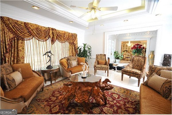 170 Howard Oaks Drive Property Photo 10