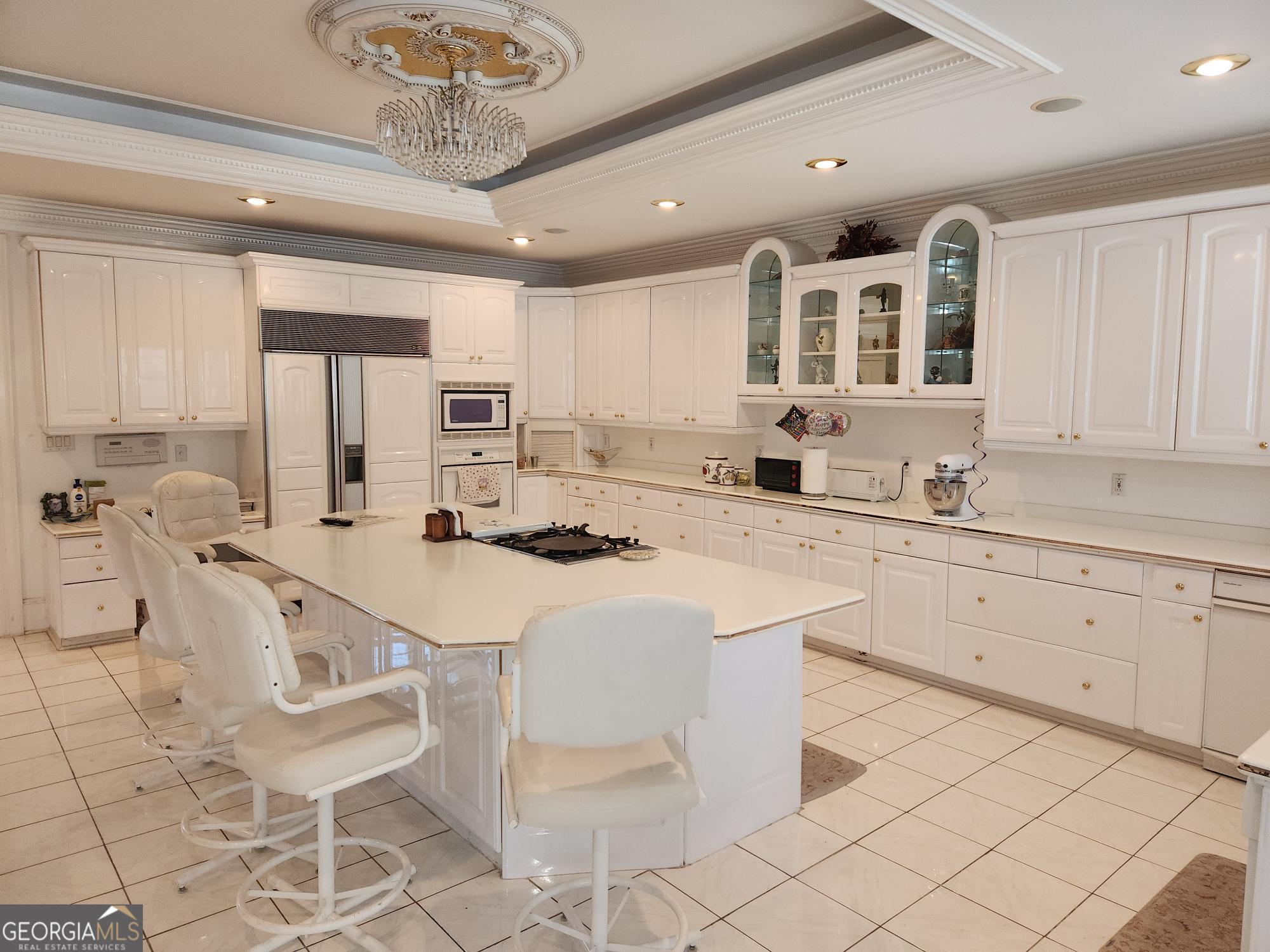 170 Howard Oaks Drive Property Photo 16