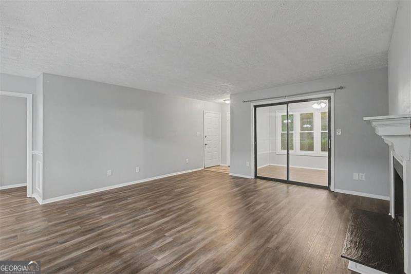 319 Smokerise Circle Se Property Photo 10
