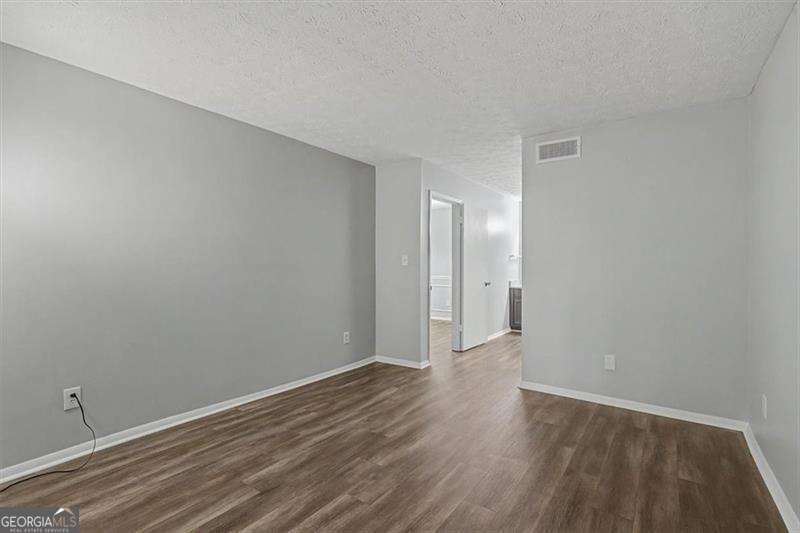319 Smokerise Circle Se Property Photo 21