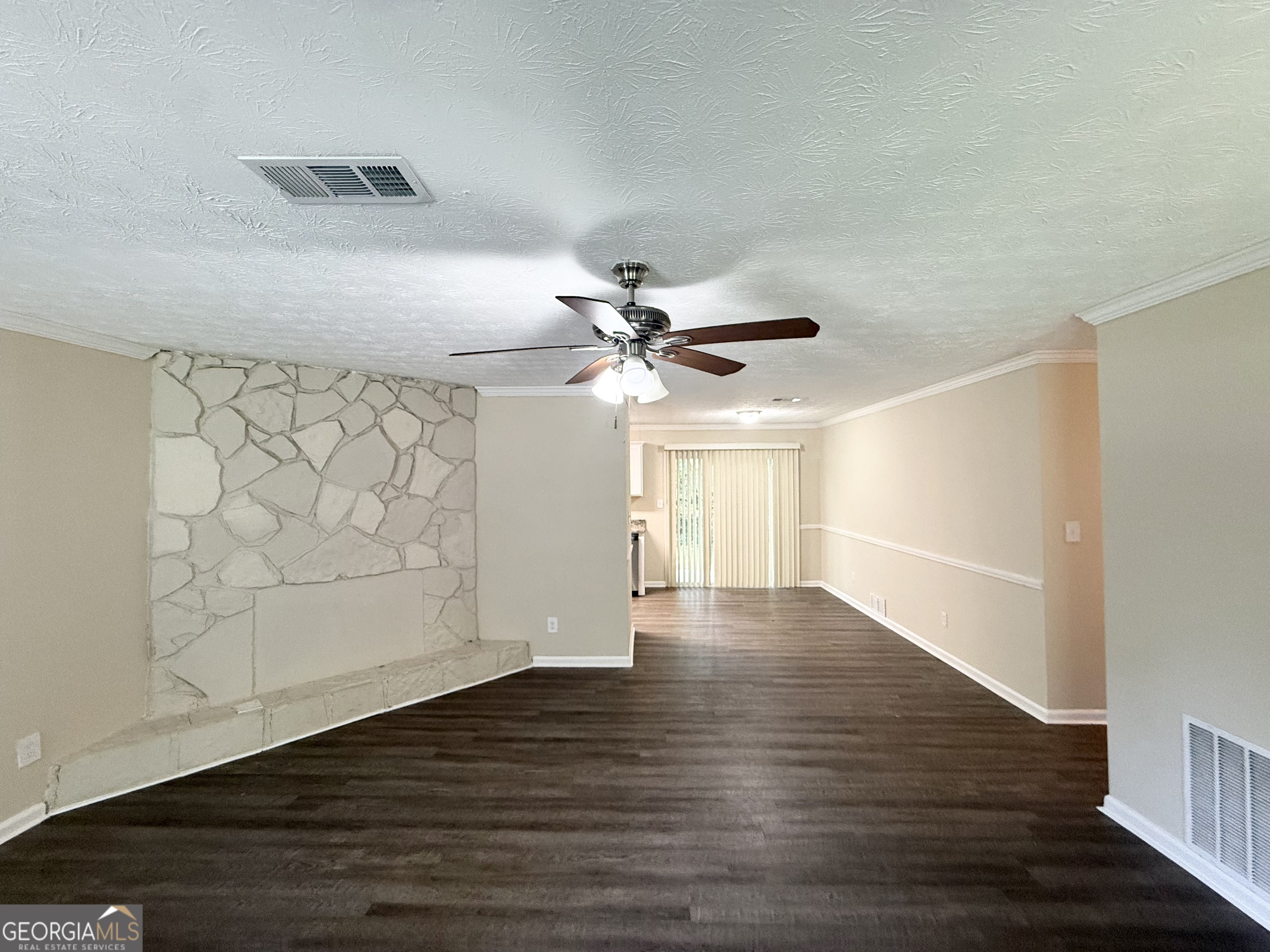 4751 White Oak Path Property Photo 4
