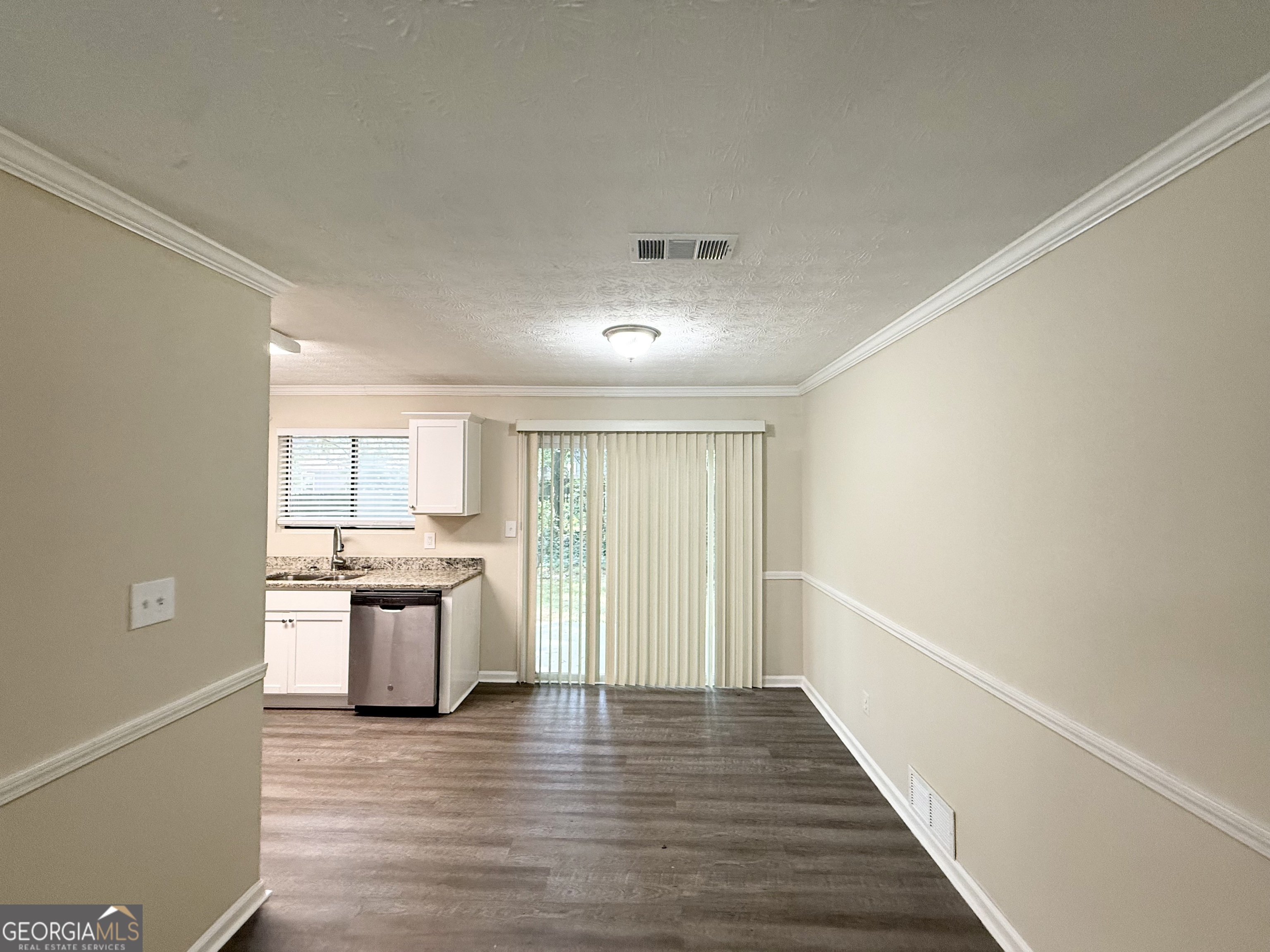 4751 White Oak Path Property Photo 5