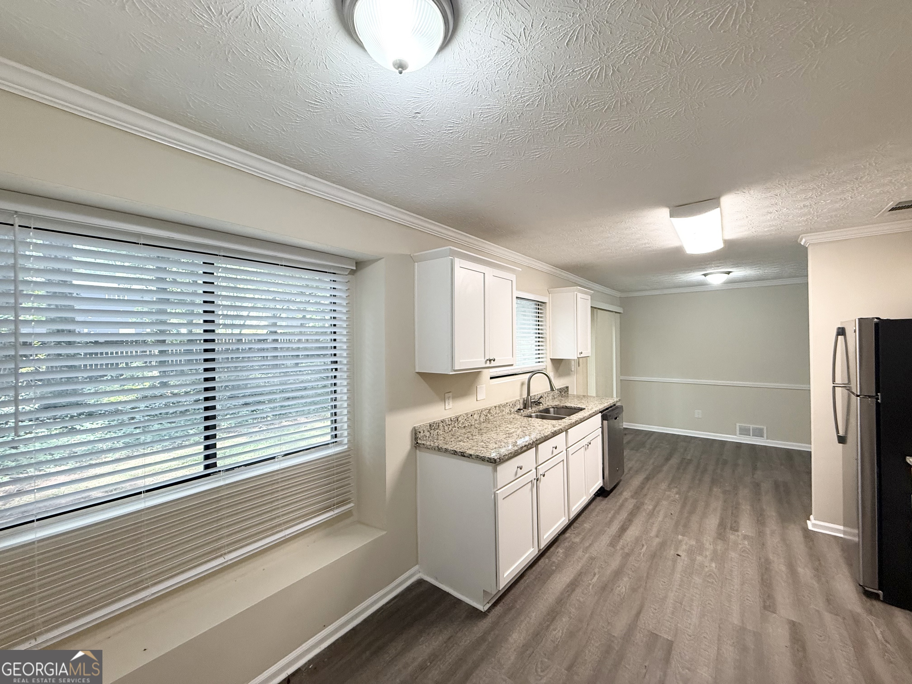 4751 White Oak Path Property Photo 8