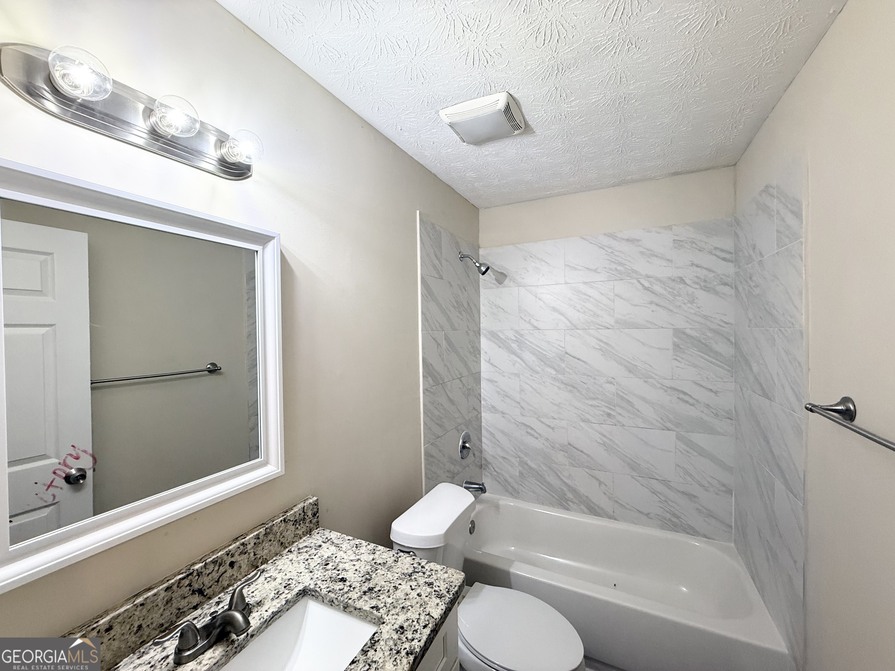 4751 White Oak Path Property Photo 11