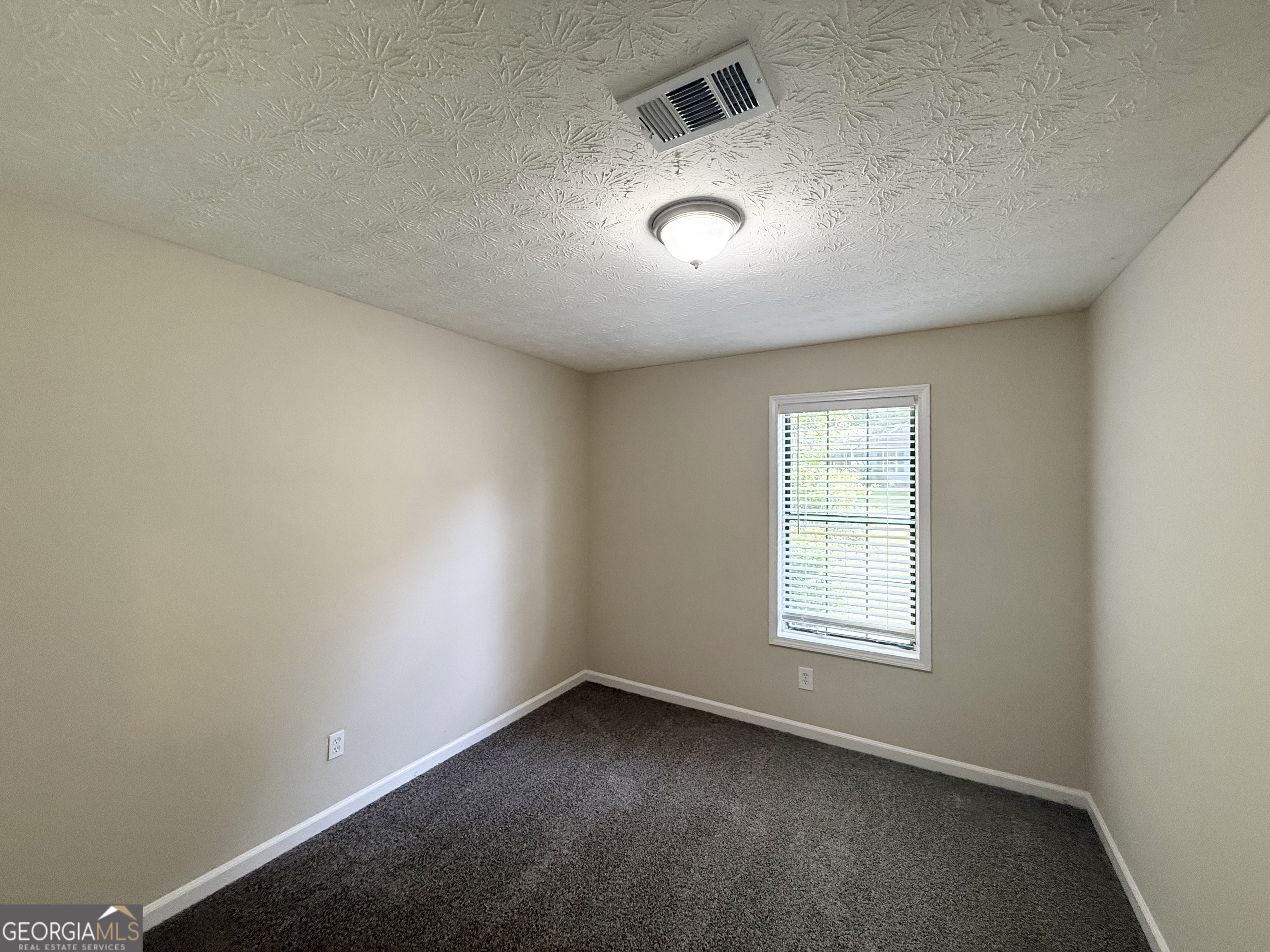 4751 White Oak Path Property Photo 14