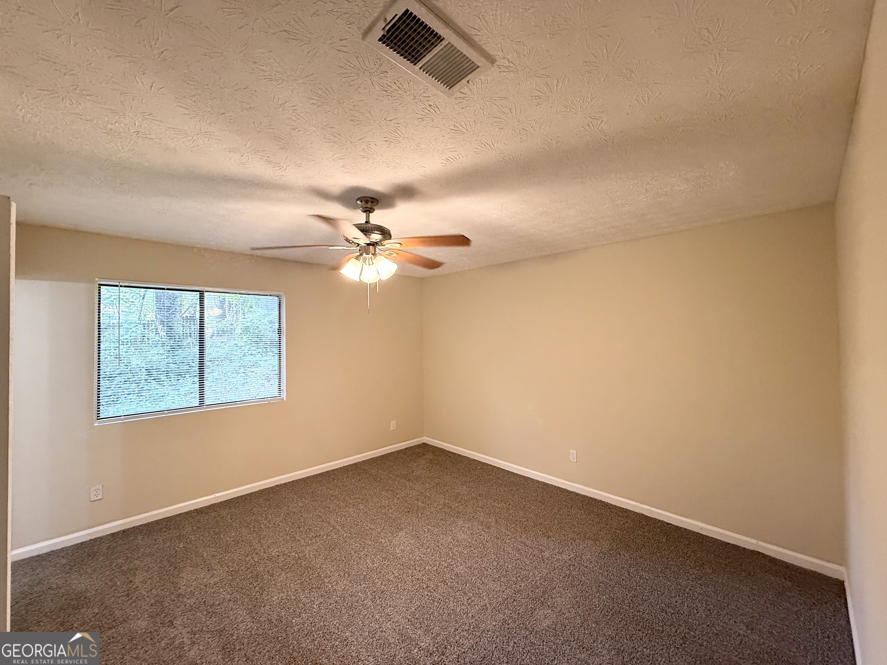 4751 White Oak Path Property Photo 16