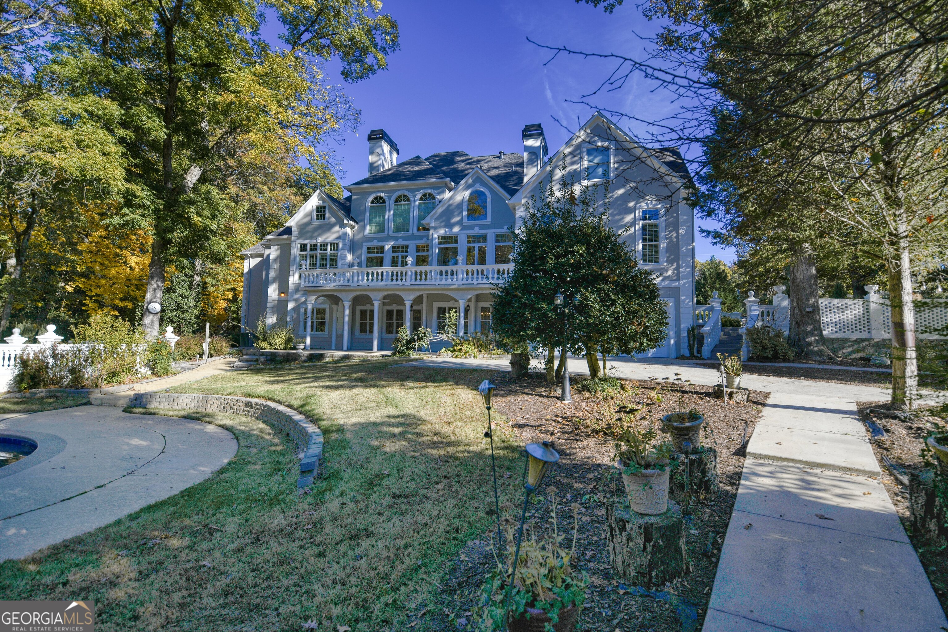 6020 Riverside Drive Property Photo 15