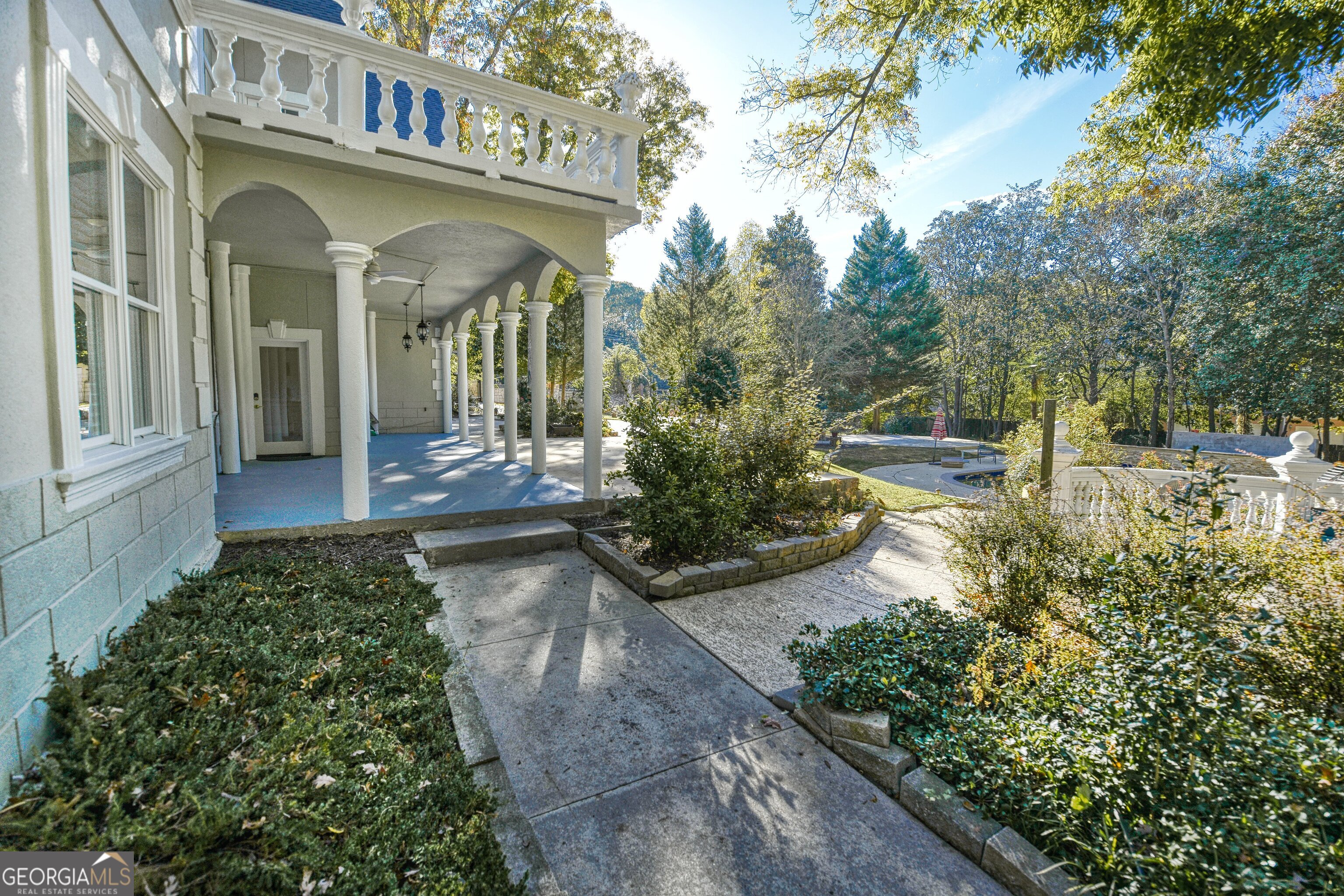 6020 Riverside Drive Property Photo 22