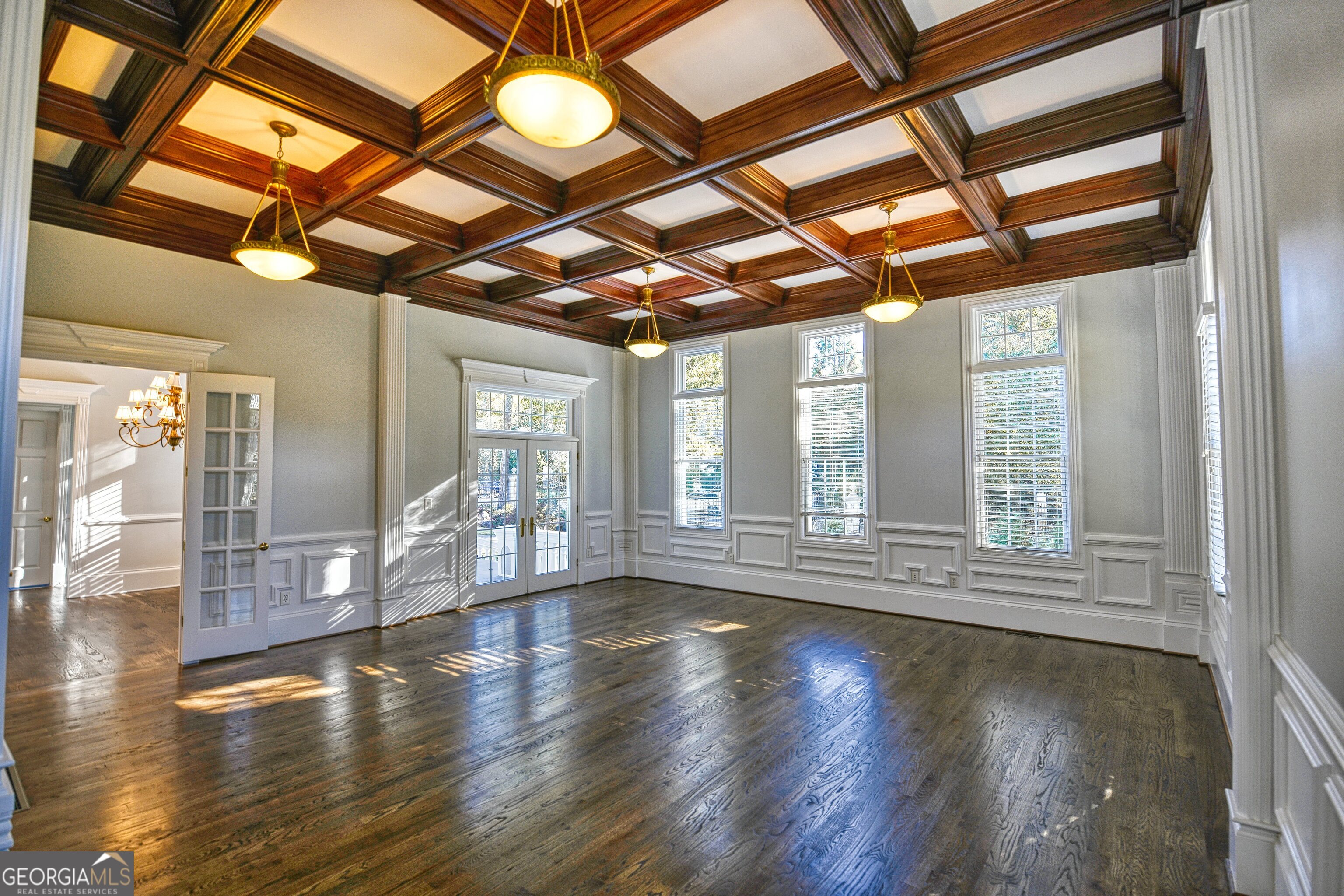 6020 Riverside Drive Property Photo 30