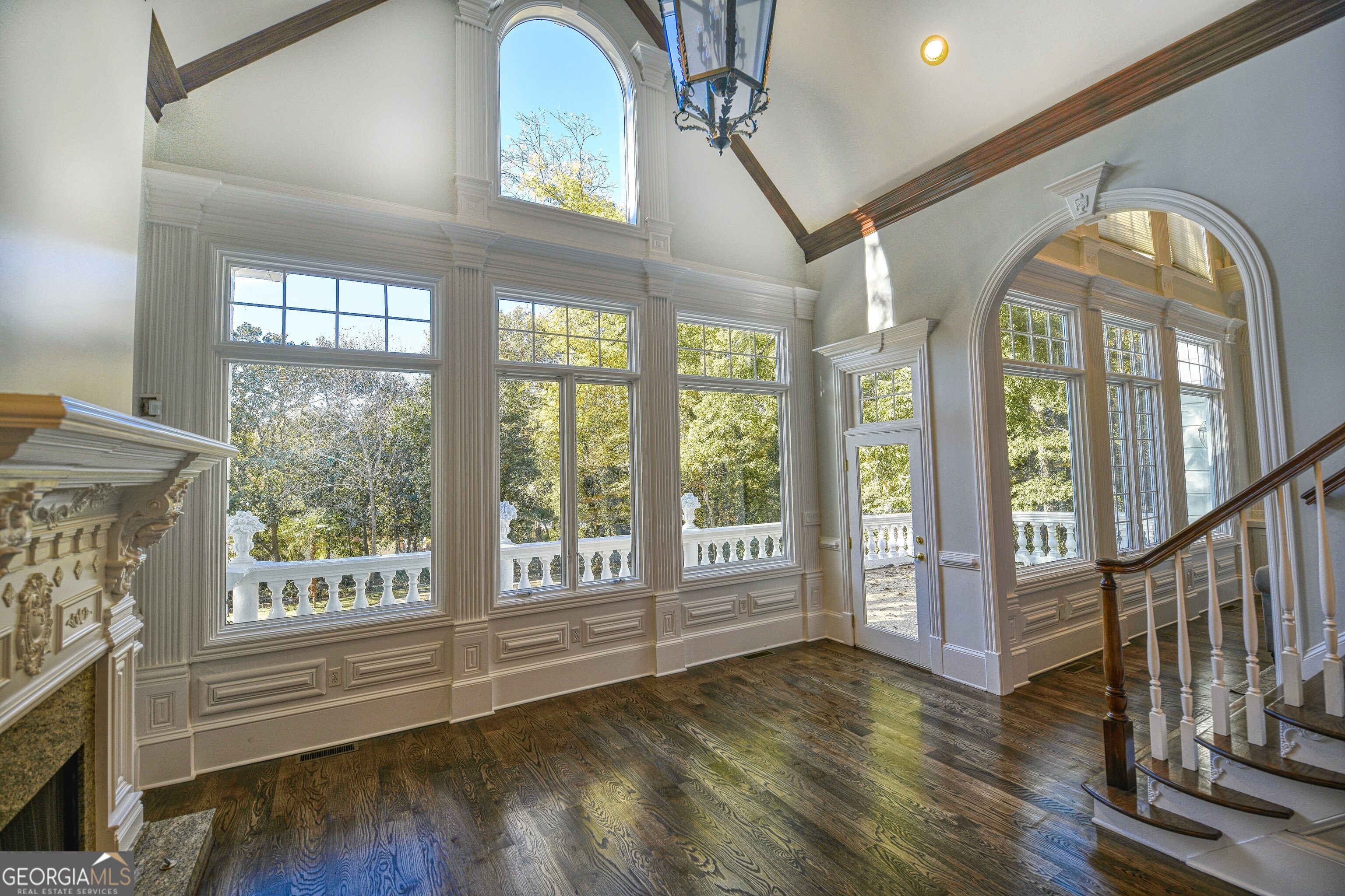 6020 Riverside Drive Property Photo 40
