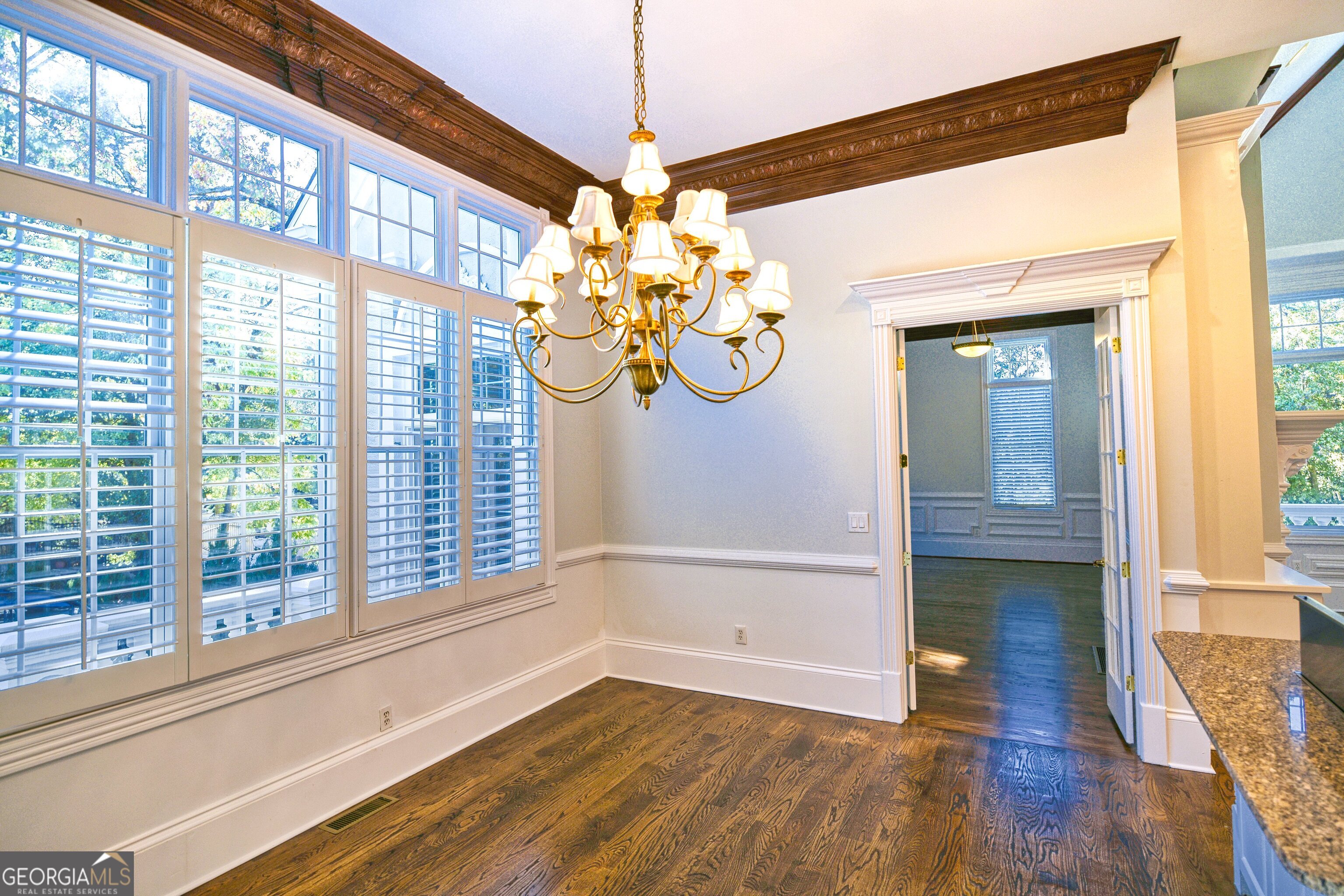 6020 Riverside Drive Property Photo 43
